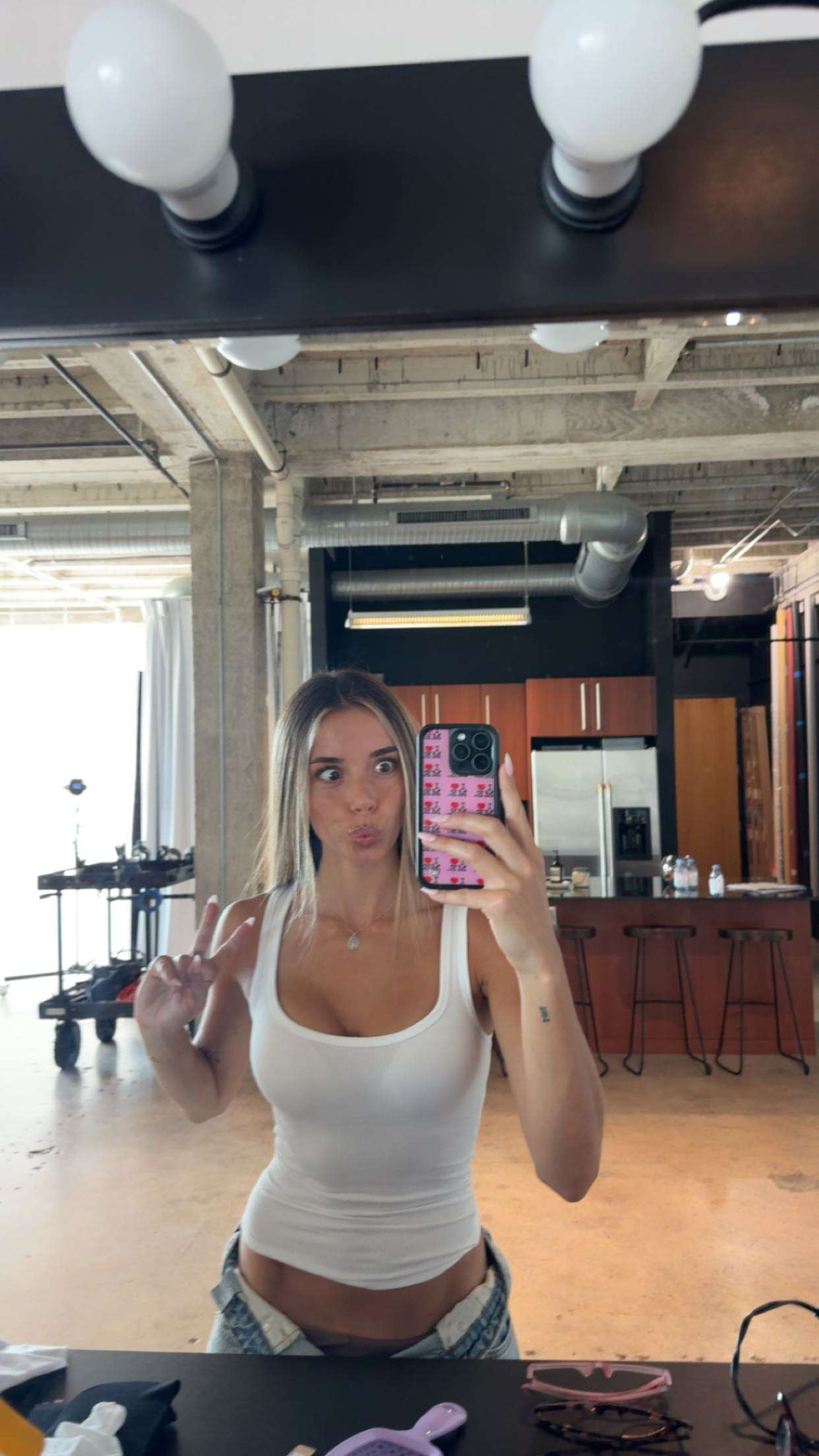 sadie.mckenna snapchat image archive image