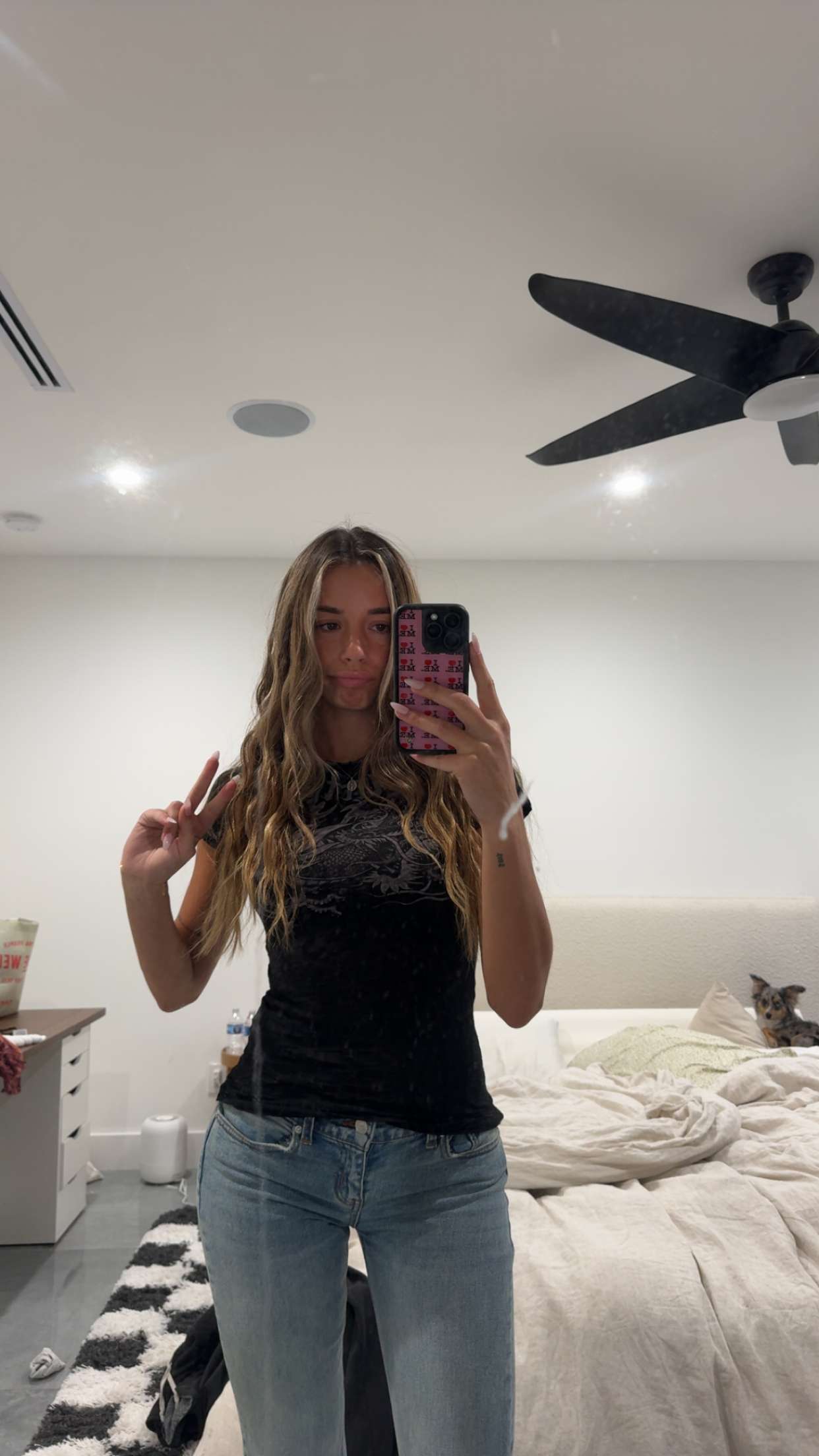 sadie.mckenna snapchat image archive image