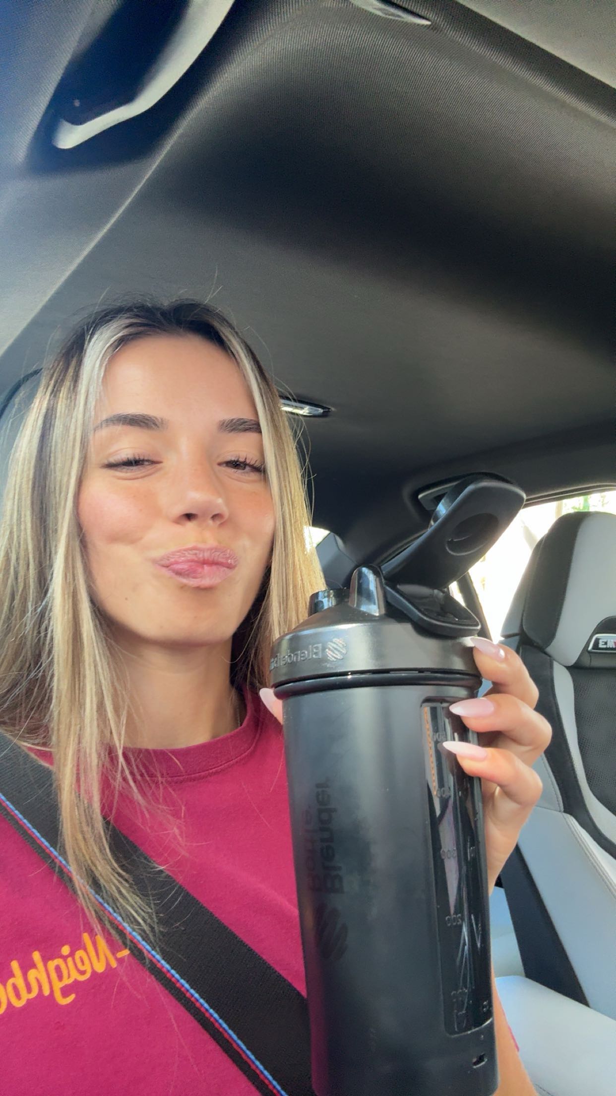 sadie.mckenna snapchat image archive image