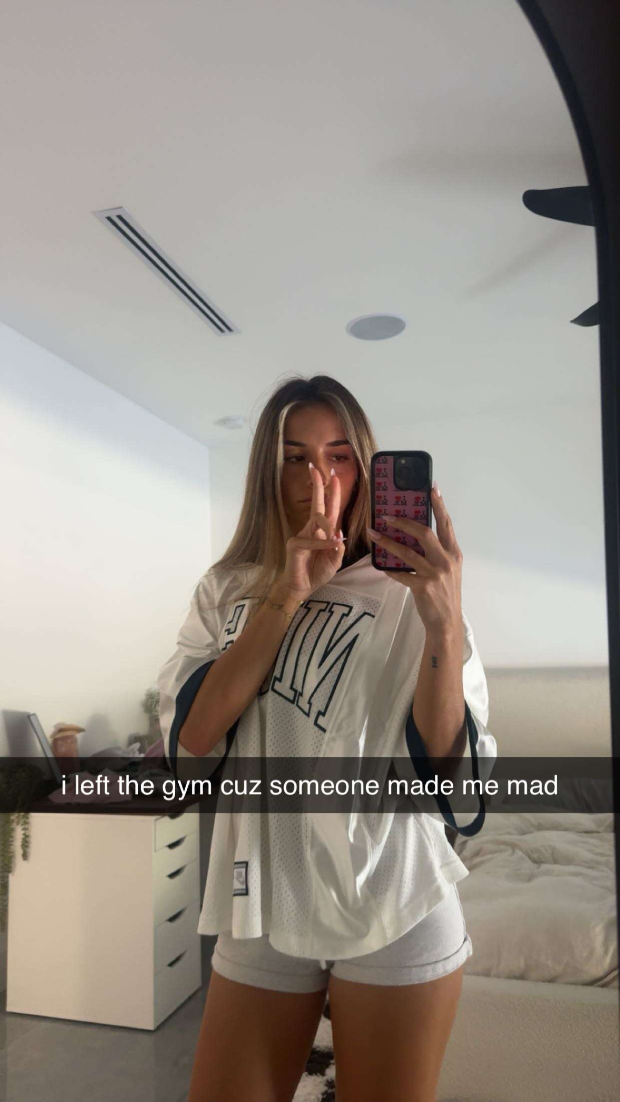 sadie.mckenna snapchat image archive image