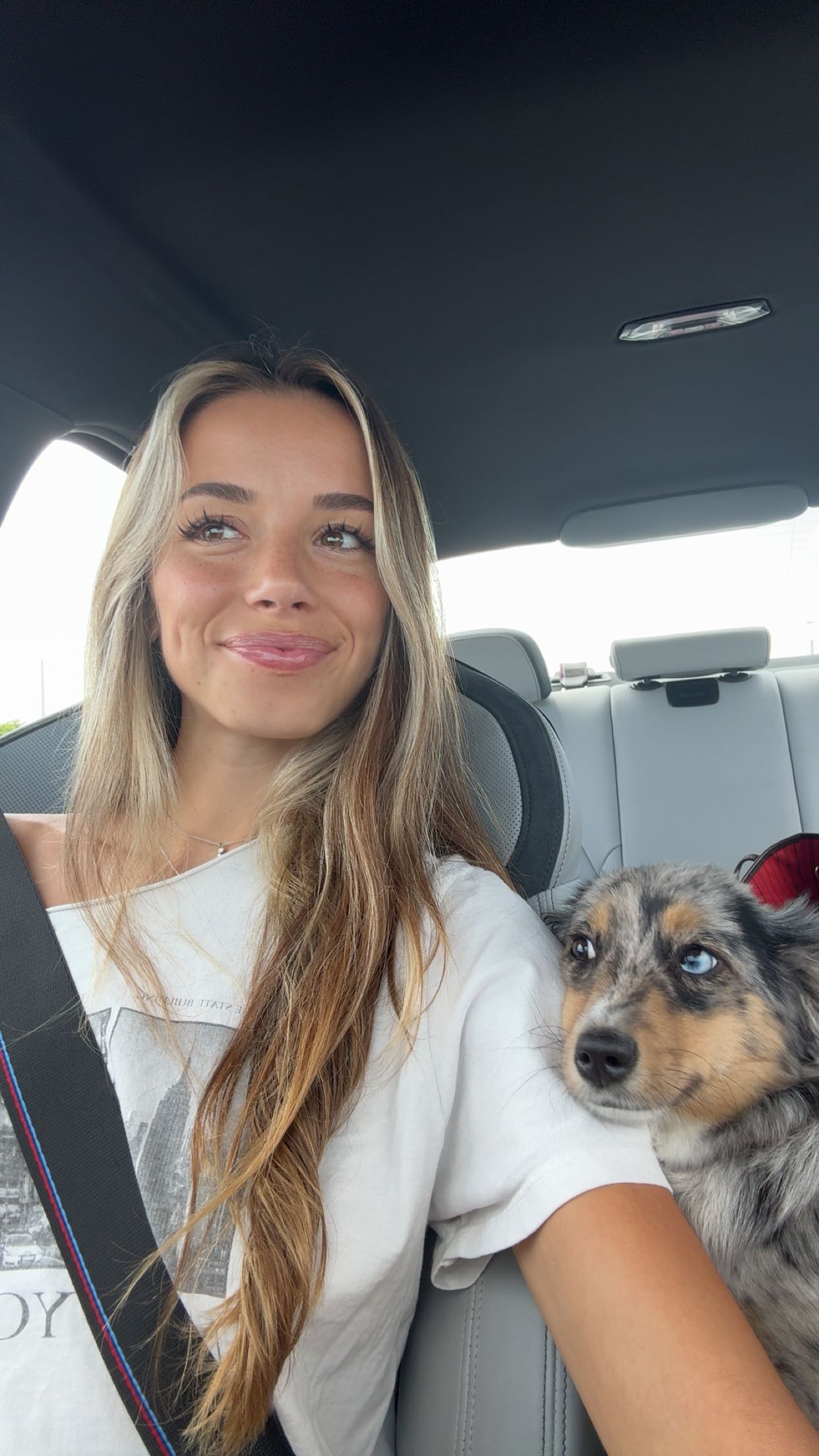 sadie.mckenna snapchat image archive image