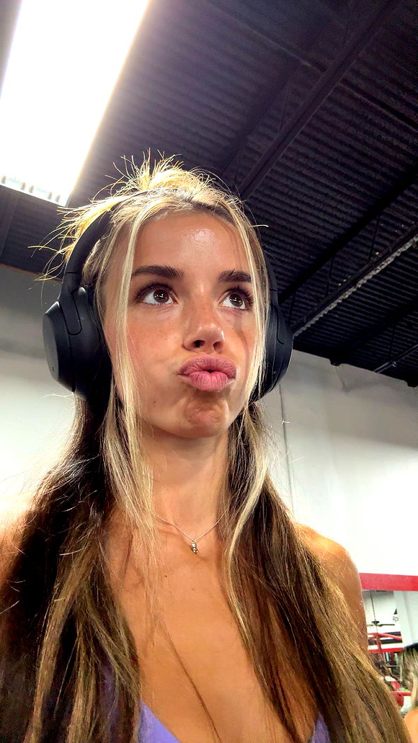 sadie.mckenna image ~ Altpins