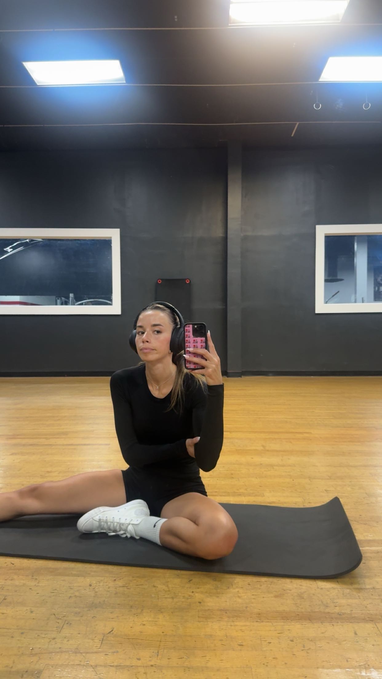 sadie.mckenna snapchat image archive image