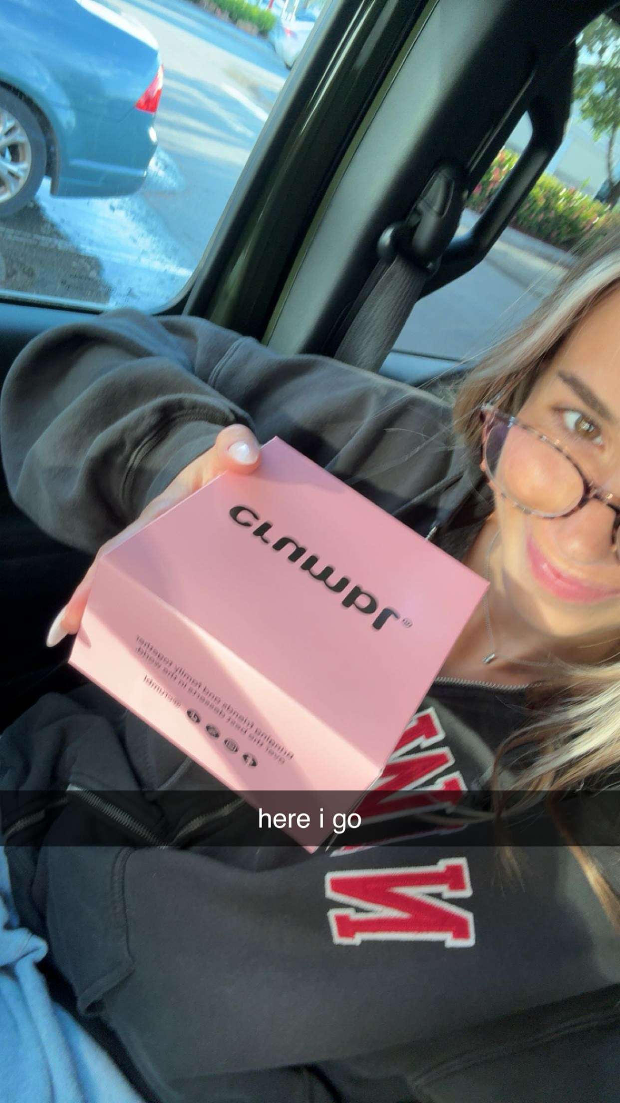 sadie.mckenna snapchat image archive image