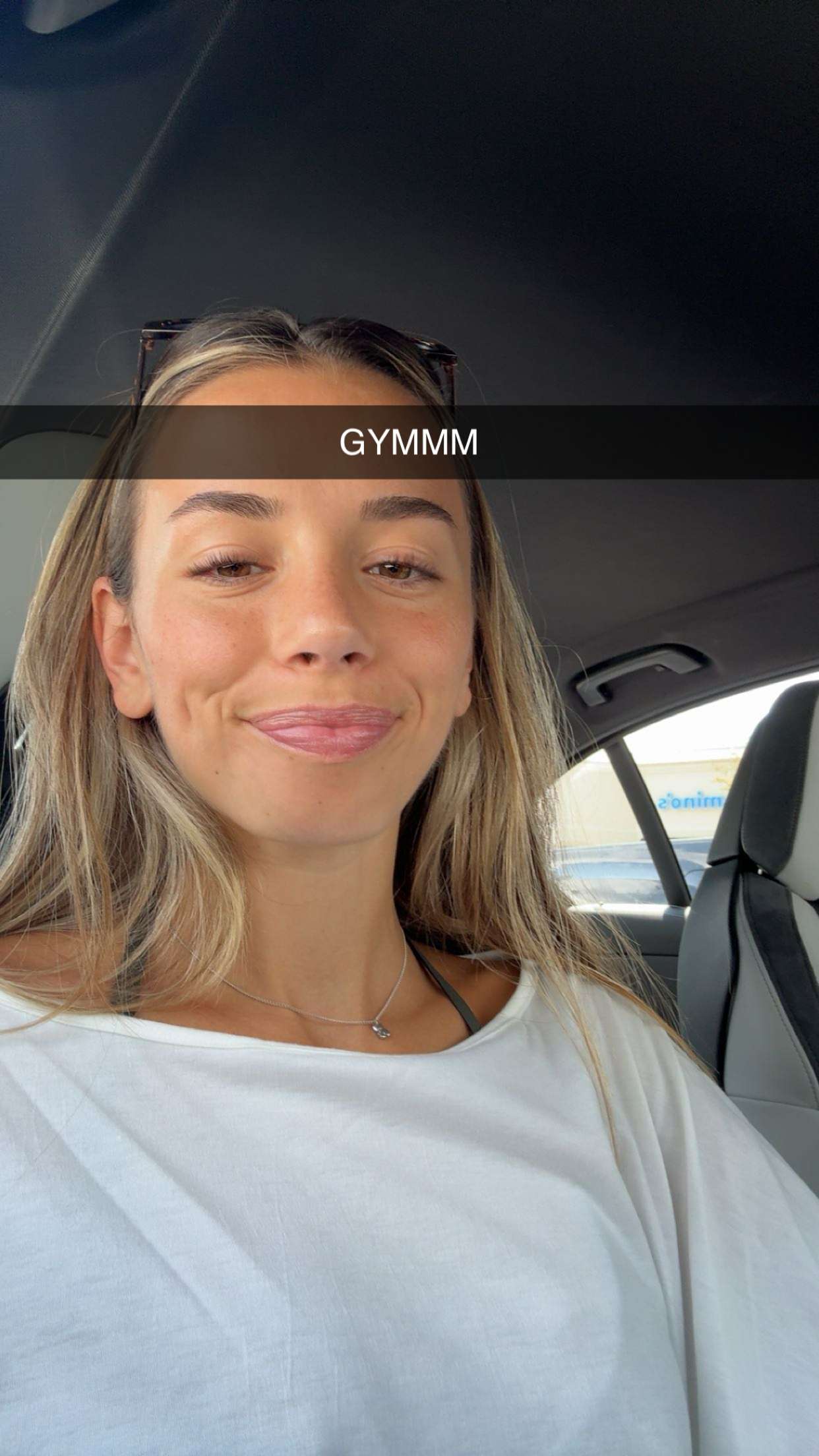 sadie.mckenna snapchat image archive image