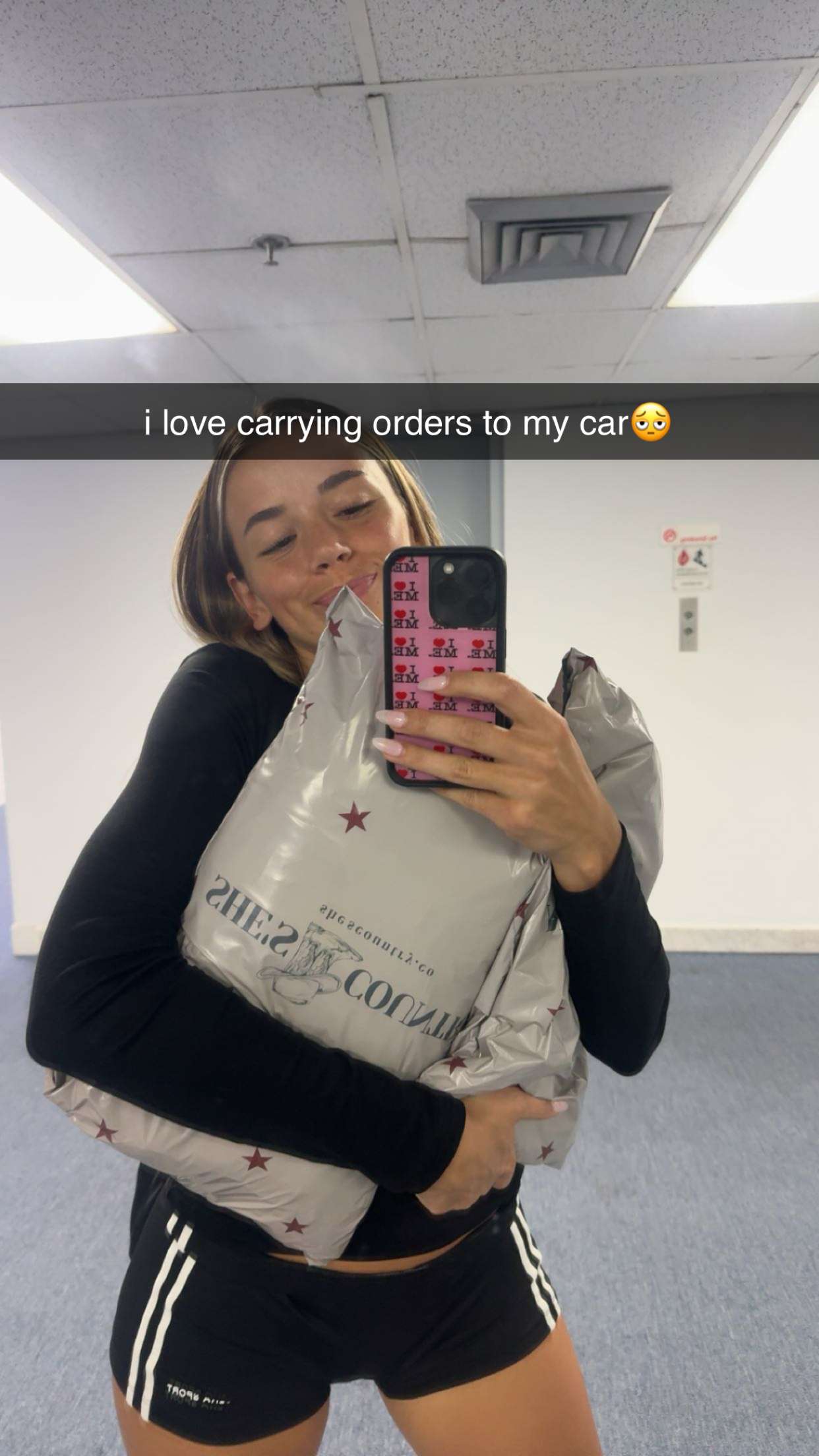 sadie.mckenna snapchat image archive image