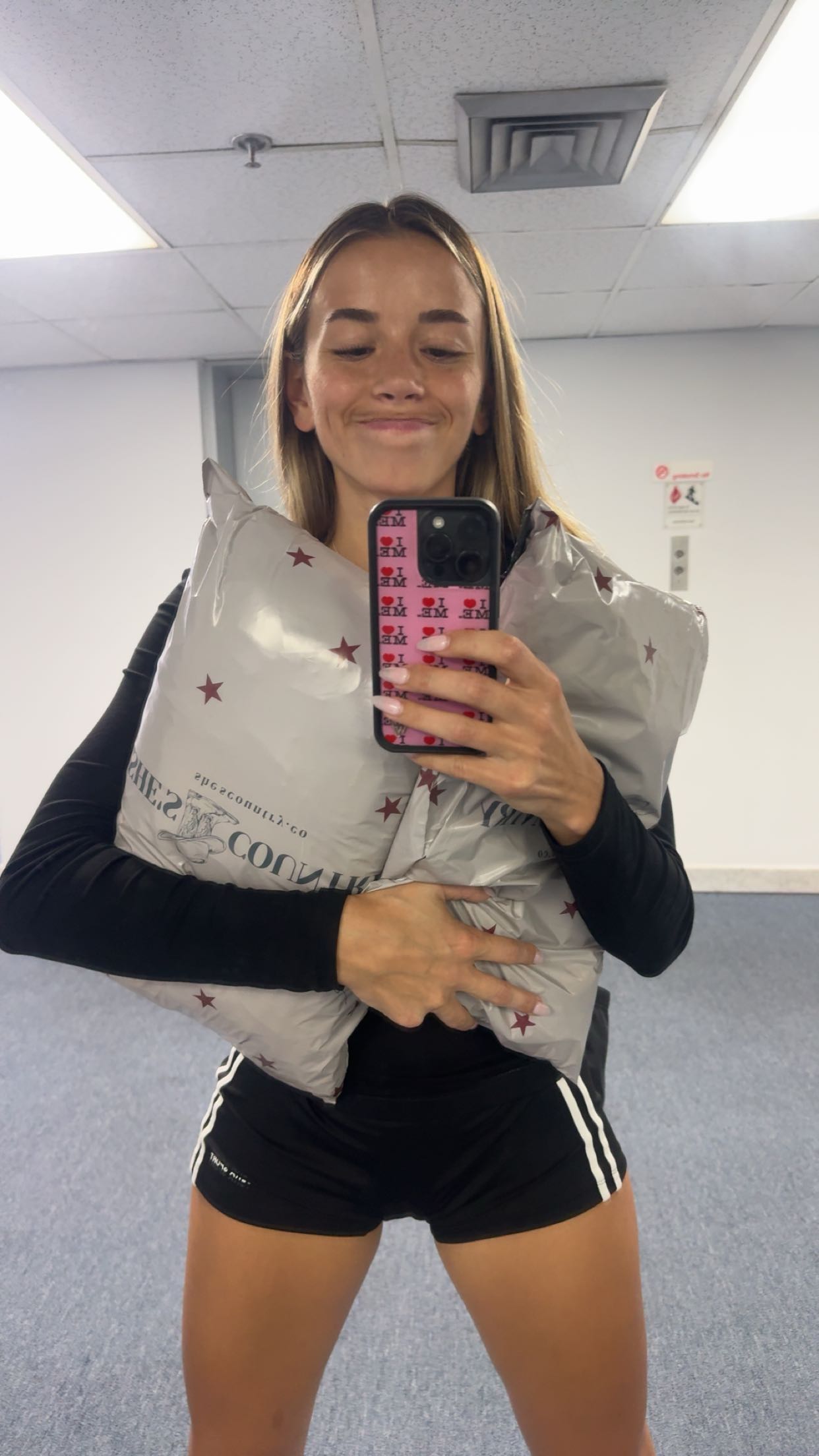 sadie.mckenna snapchat image archive image