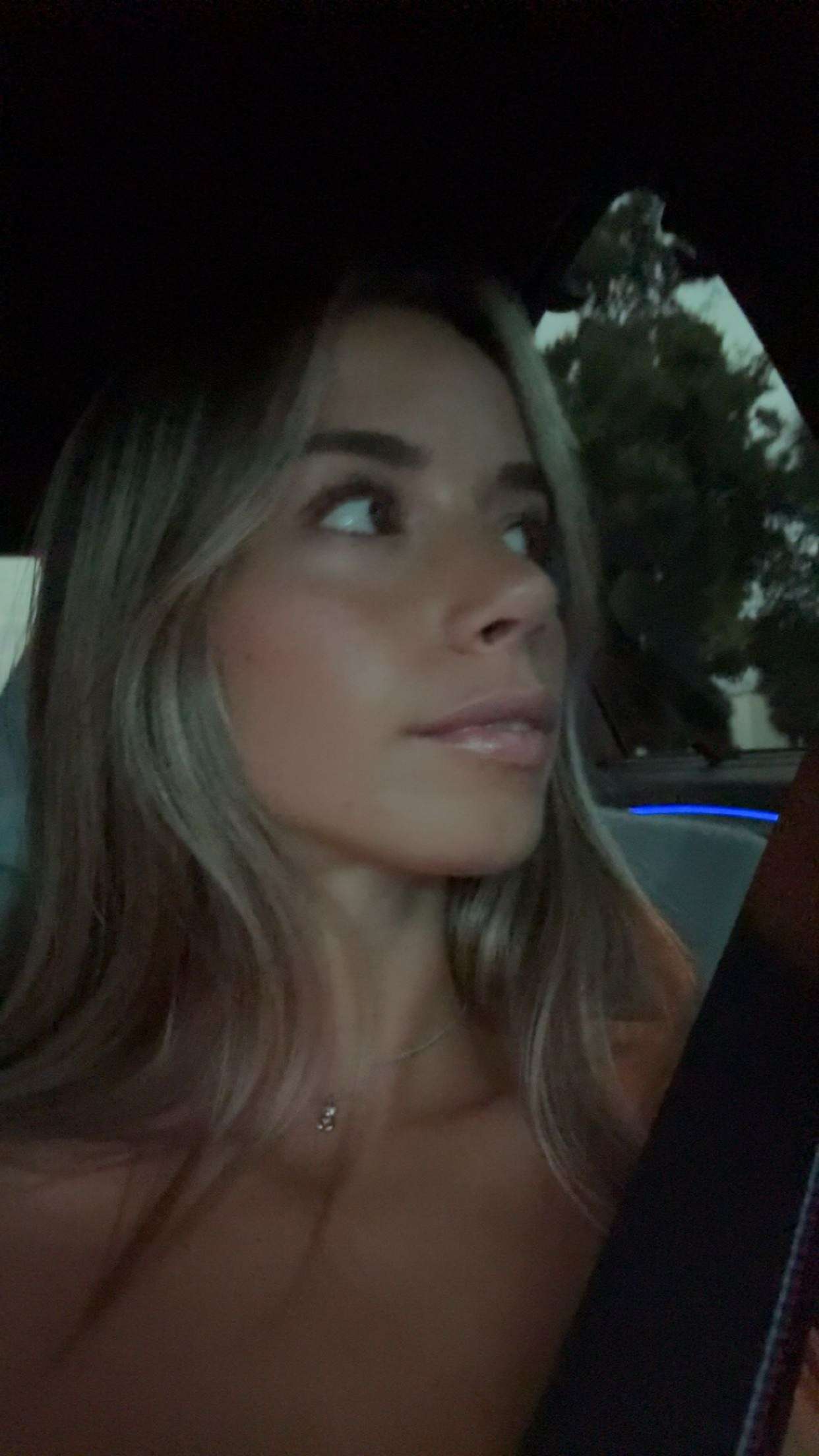 sadie.mckenna snapchat image archive image