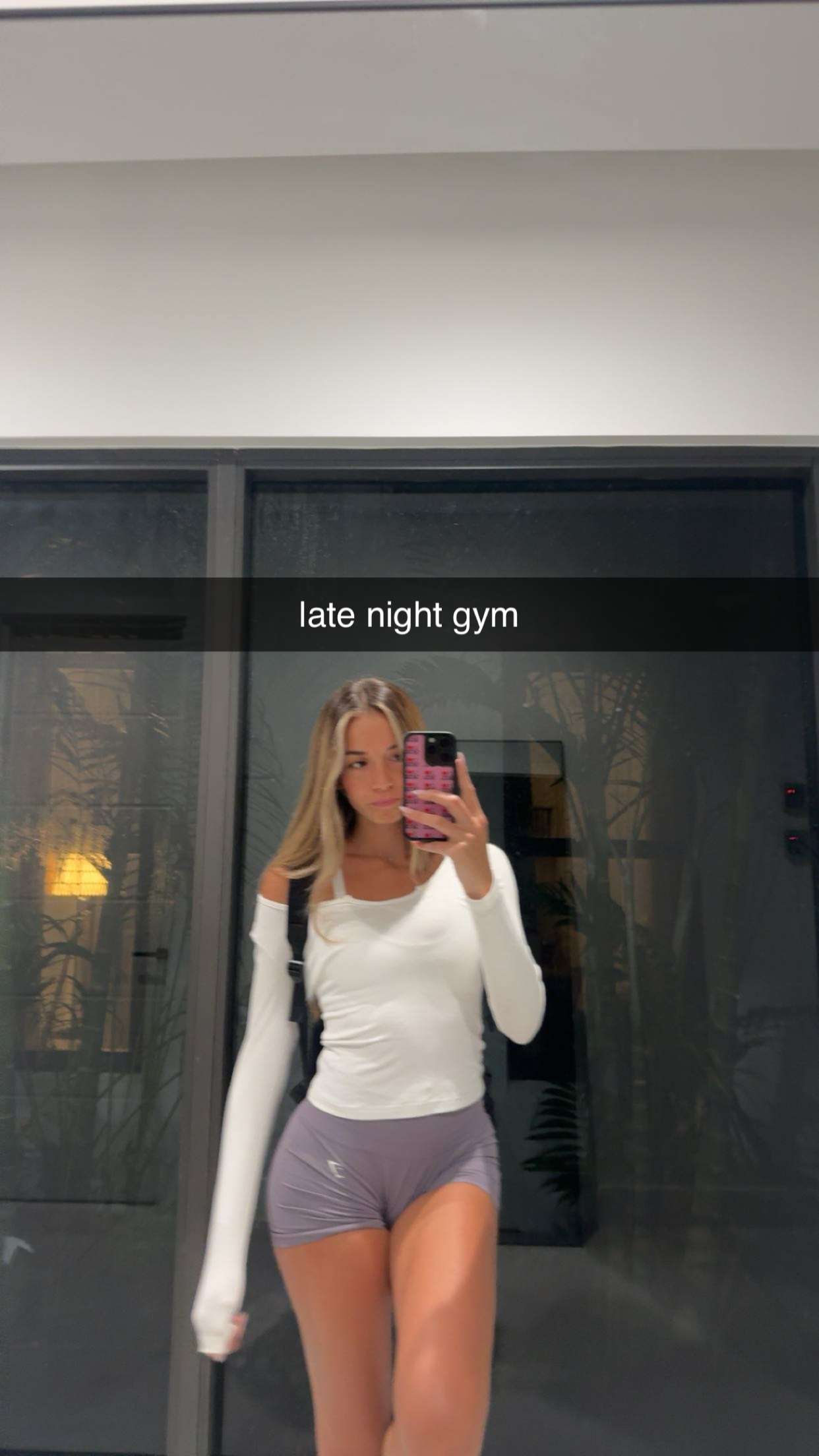 sadie.mckenna snapchat image archive image