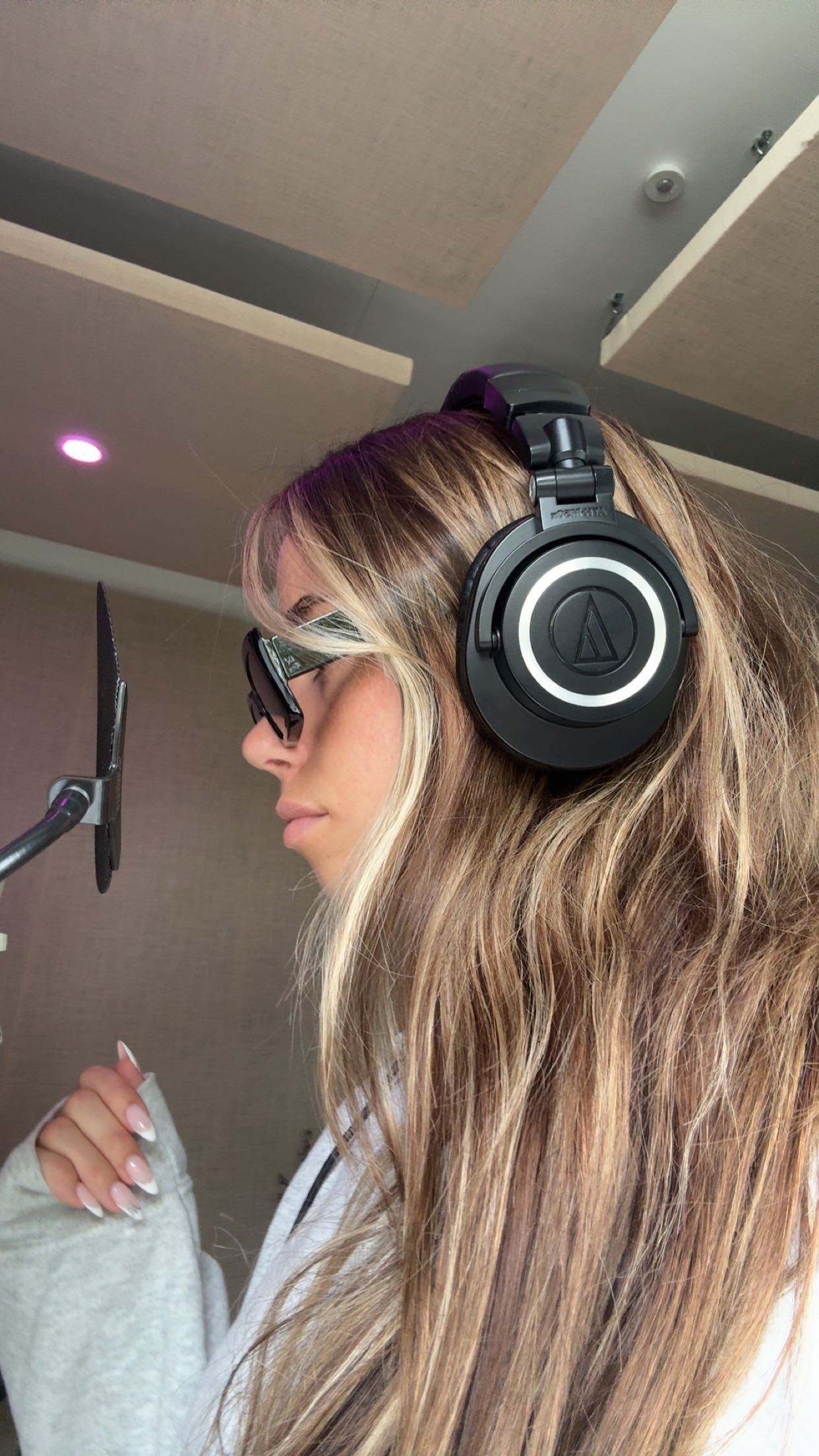 sadie.mckenna snapchat image archive image