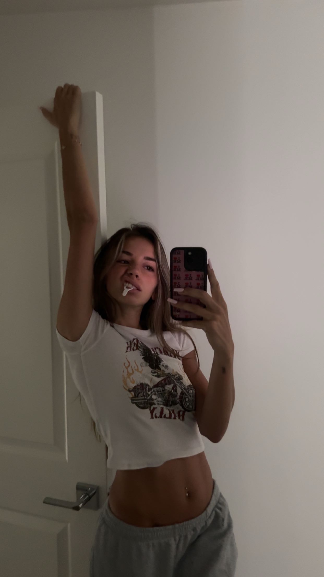 sadie.mckenna snapchat image archive image