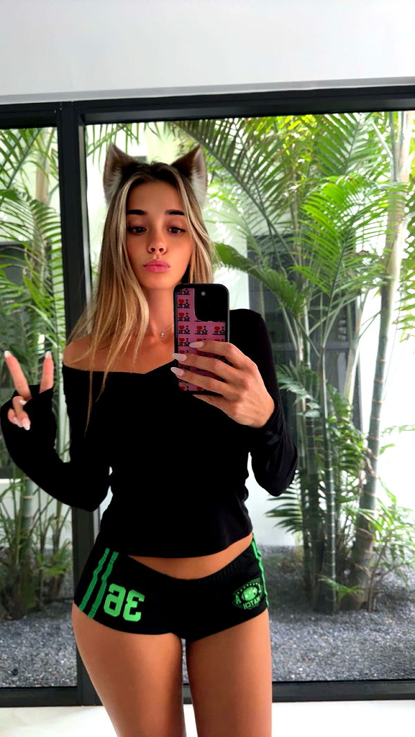 sadie.mckenna image ~ Altpins