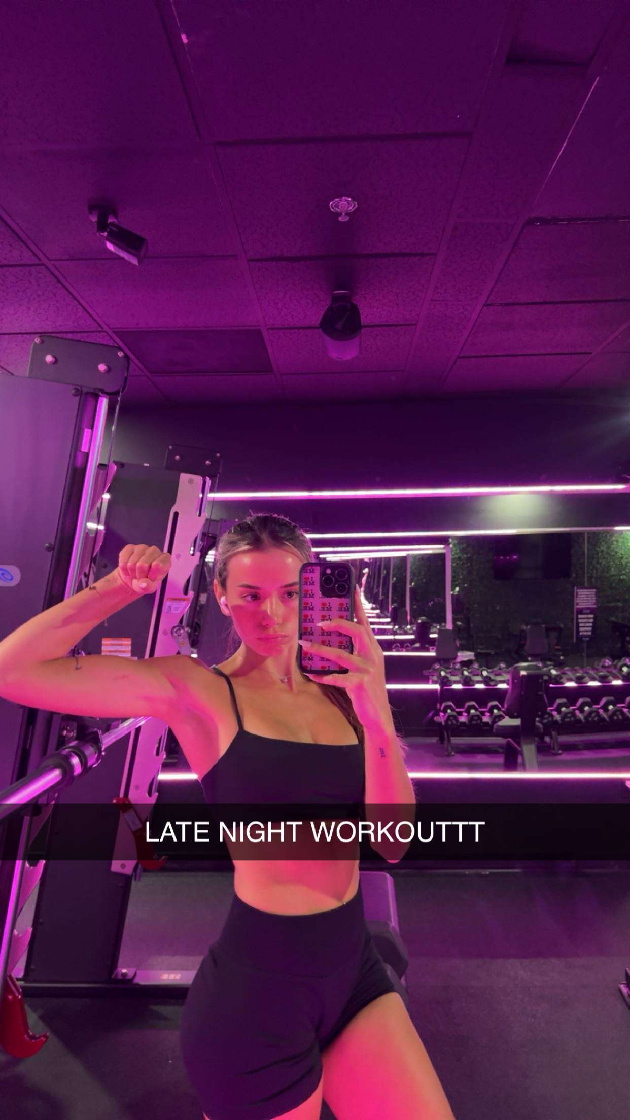 sadie.mckenna snapchat image archive image