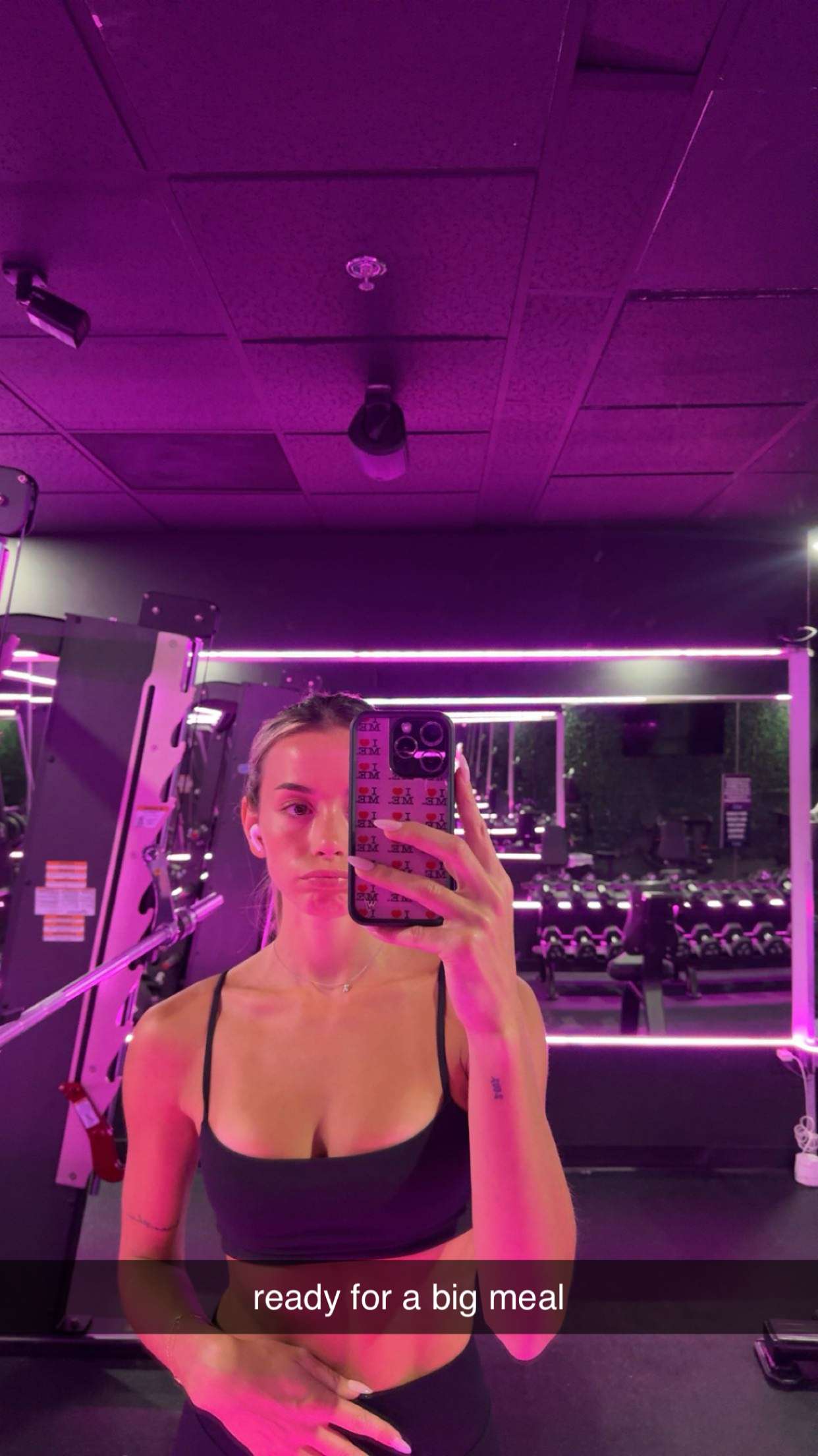 sadie.mckenna snapchat image archive image