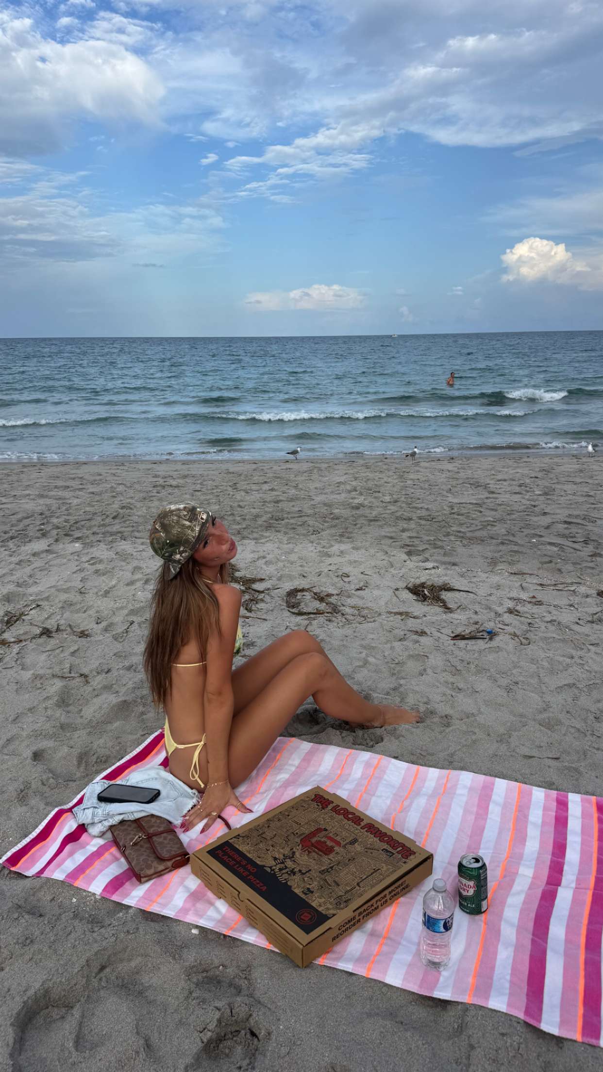 sadie.mckenna snapchat image archive image