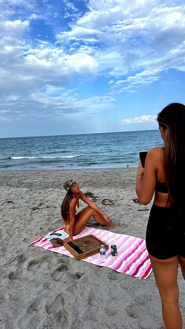 sadie.mckenna image ~ Altpins