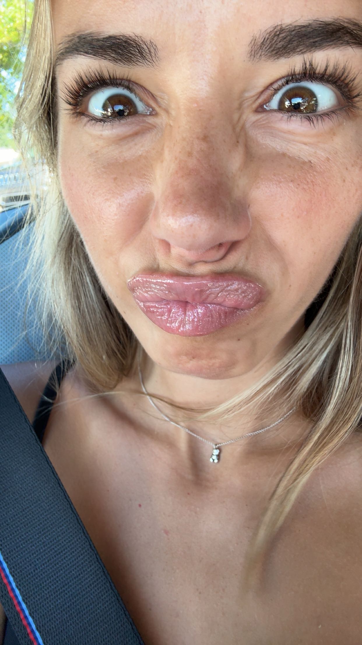 sadie.mckenna snapchat image archive image