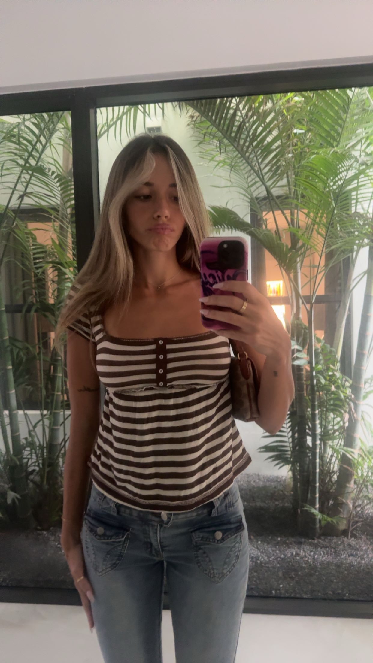 sadie.mckenna snapchat image archive image