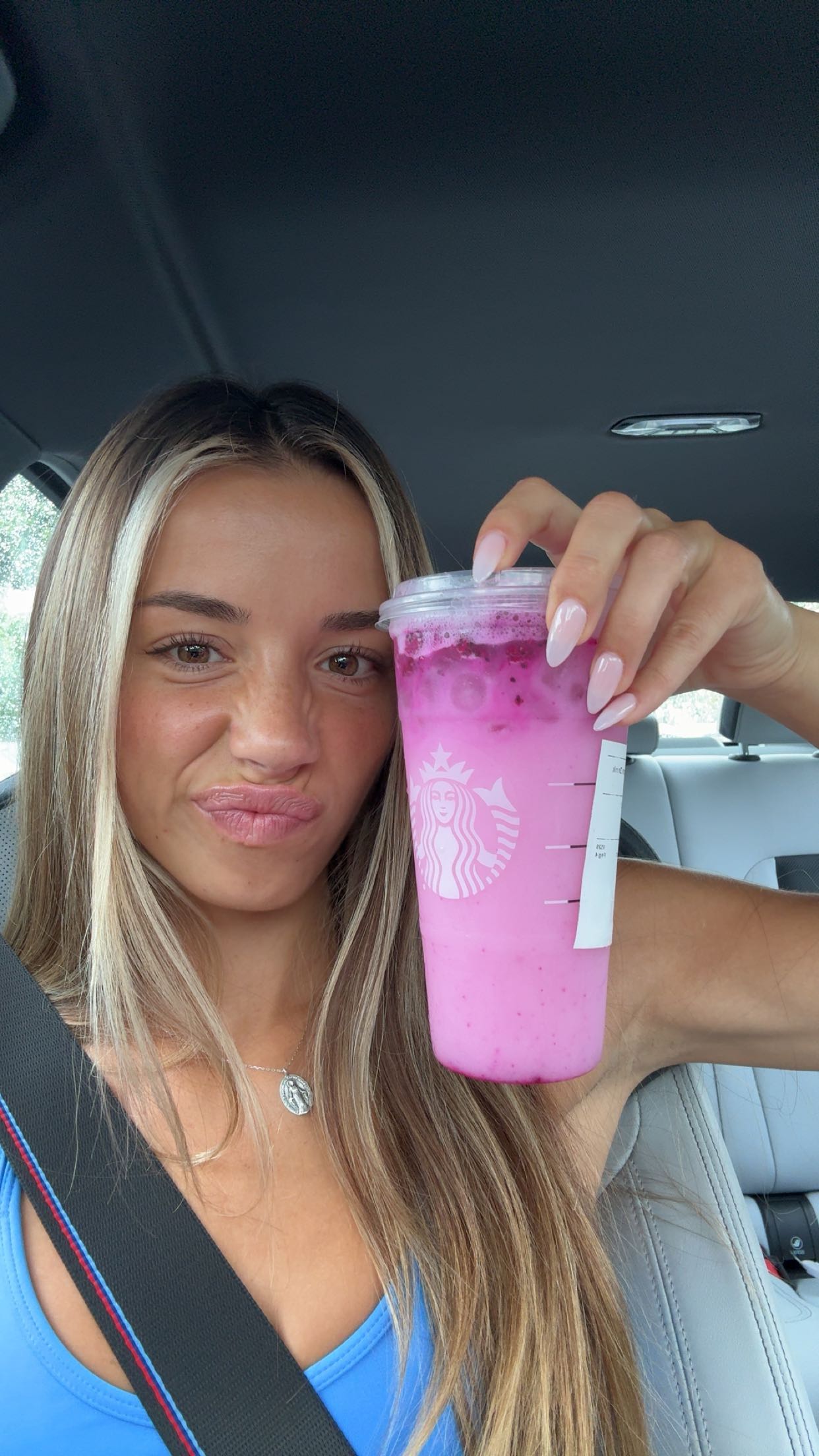 sadie.mckenna snapchat image archive image