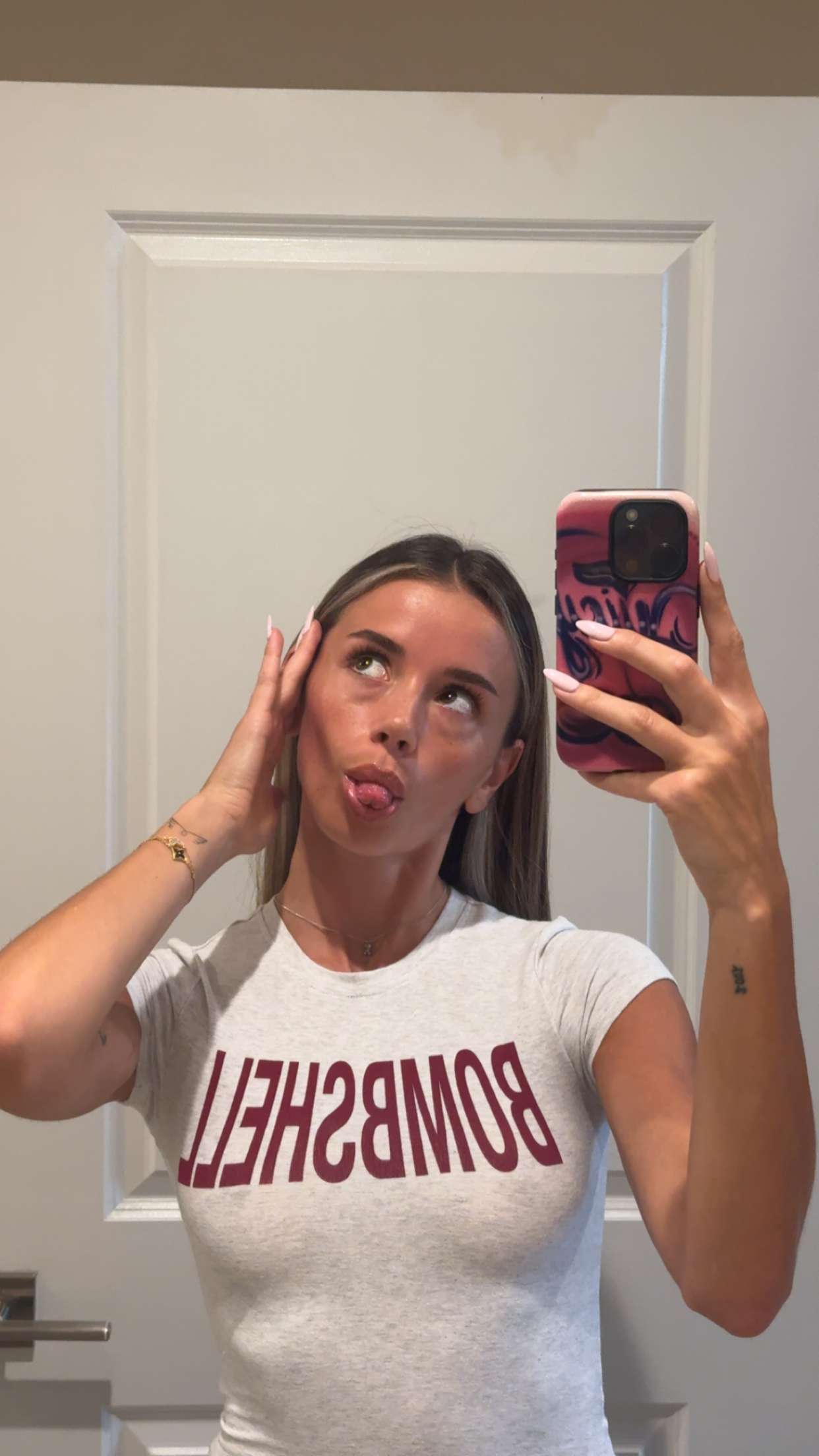 sadie.mckenna snapchat image archive image