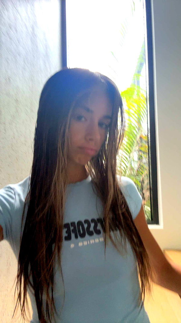 sadie.mckenna snapchat image archive image