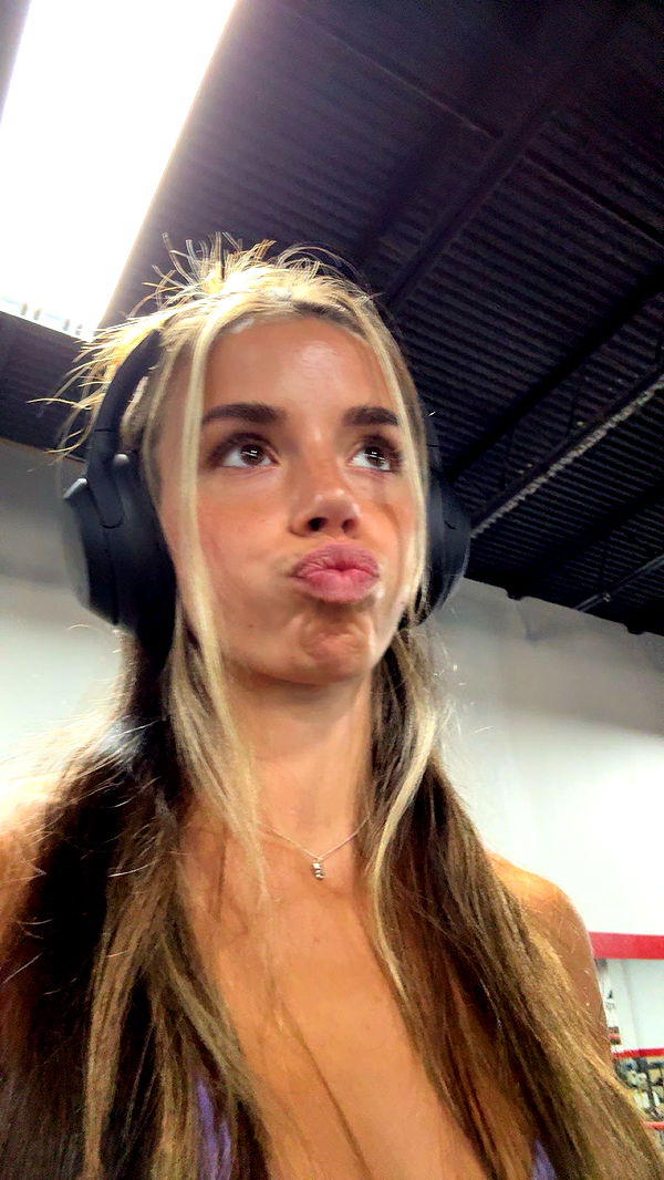 sadie.mckenna image ~ Altpins