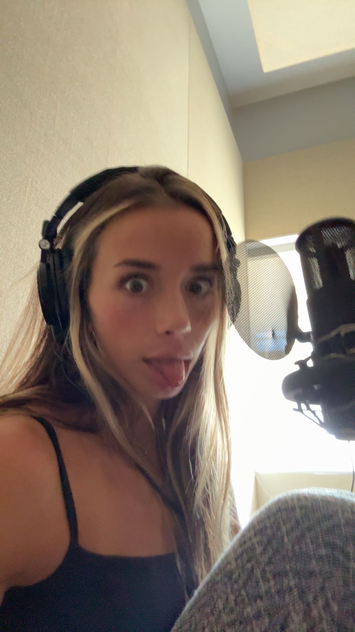 sadie.mckenna snapchat image archive image