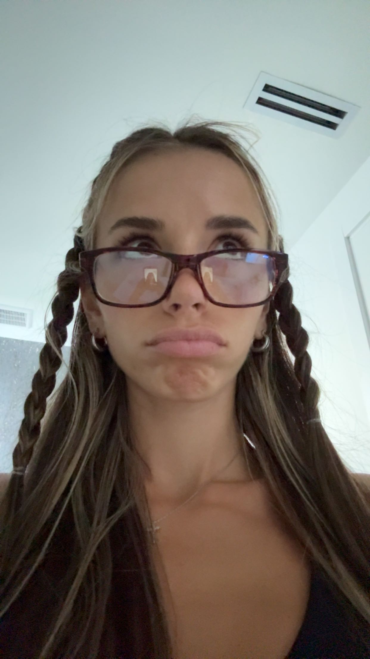 sadie.mckenna snapchat image archive image