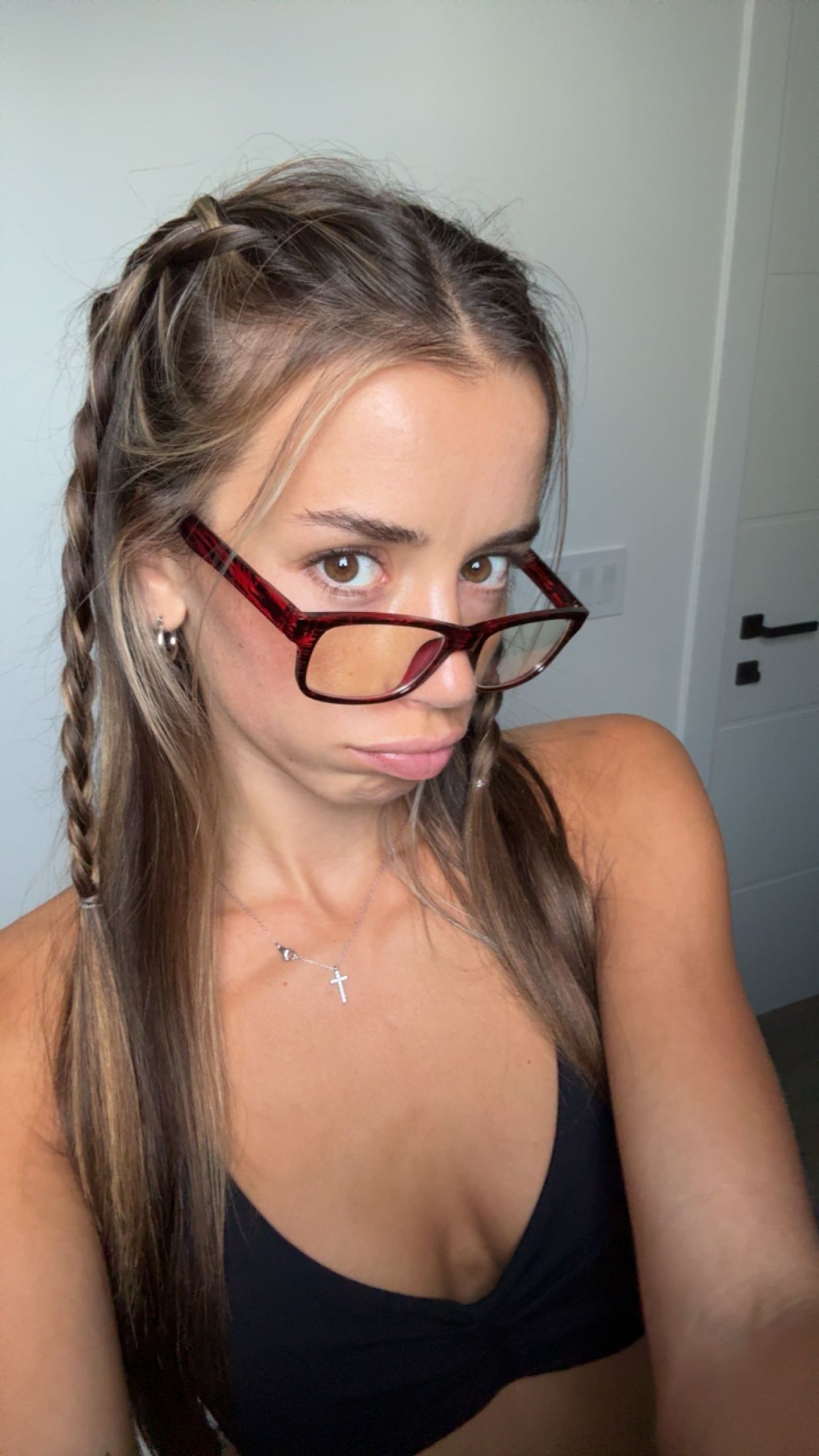 sadie.mckenna snapchat image archive image