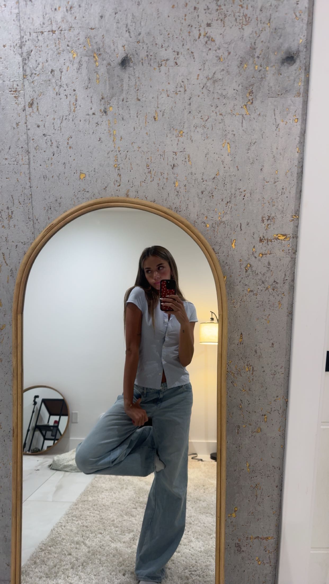 sadie.mckenna snapchat image archive image