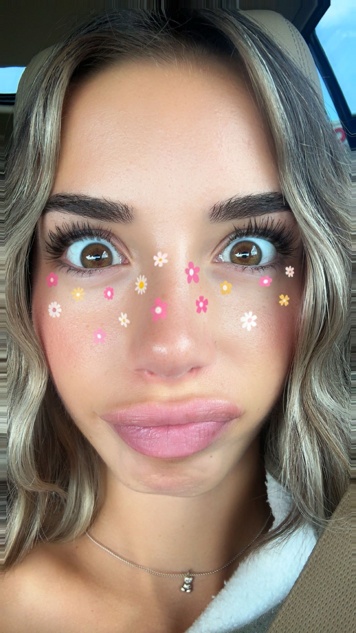 sadie.mckenna snapchat image archive image