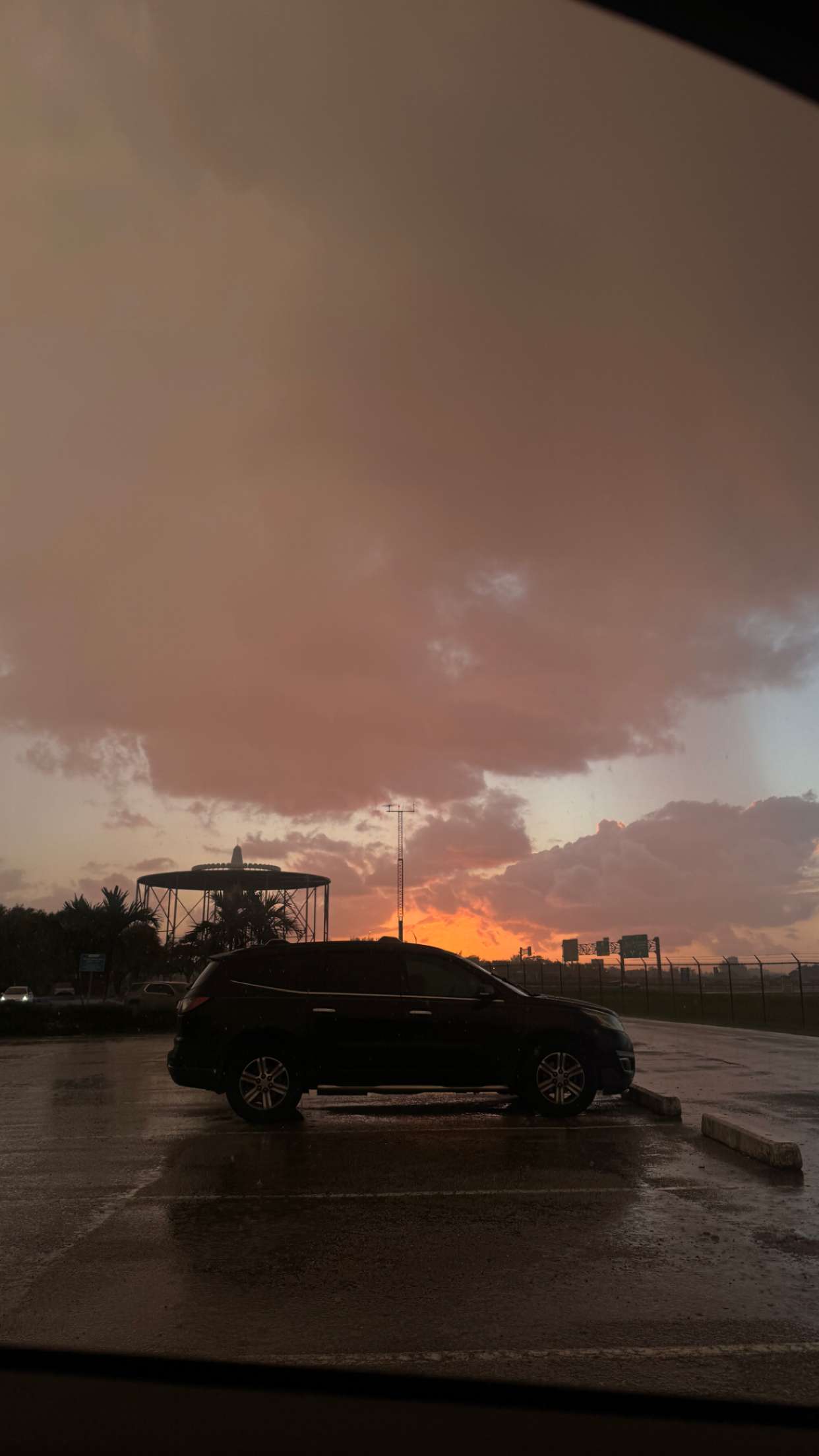 sadie.mckenna snapchat image archive image