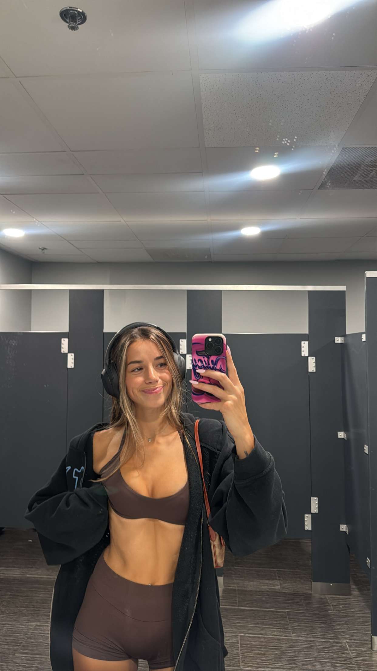 sadie.mckenna snapchat image archive image