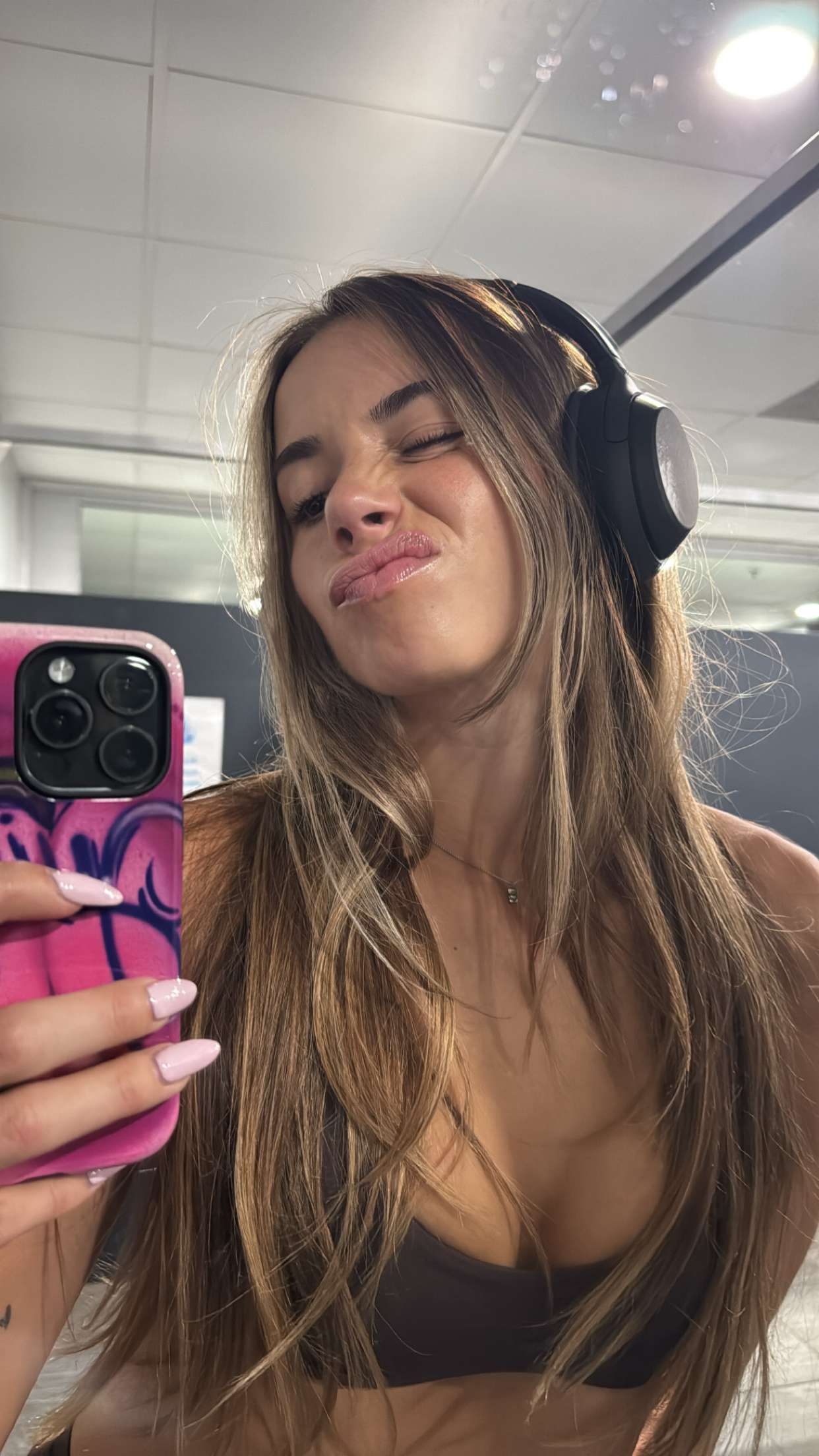 sadie.mckenna snapchat image archive image