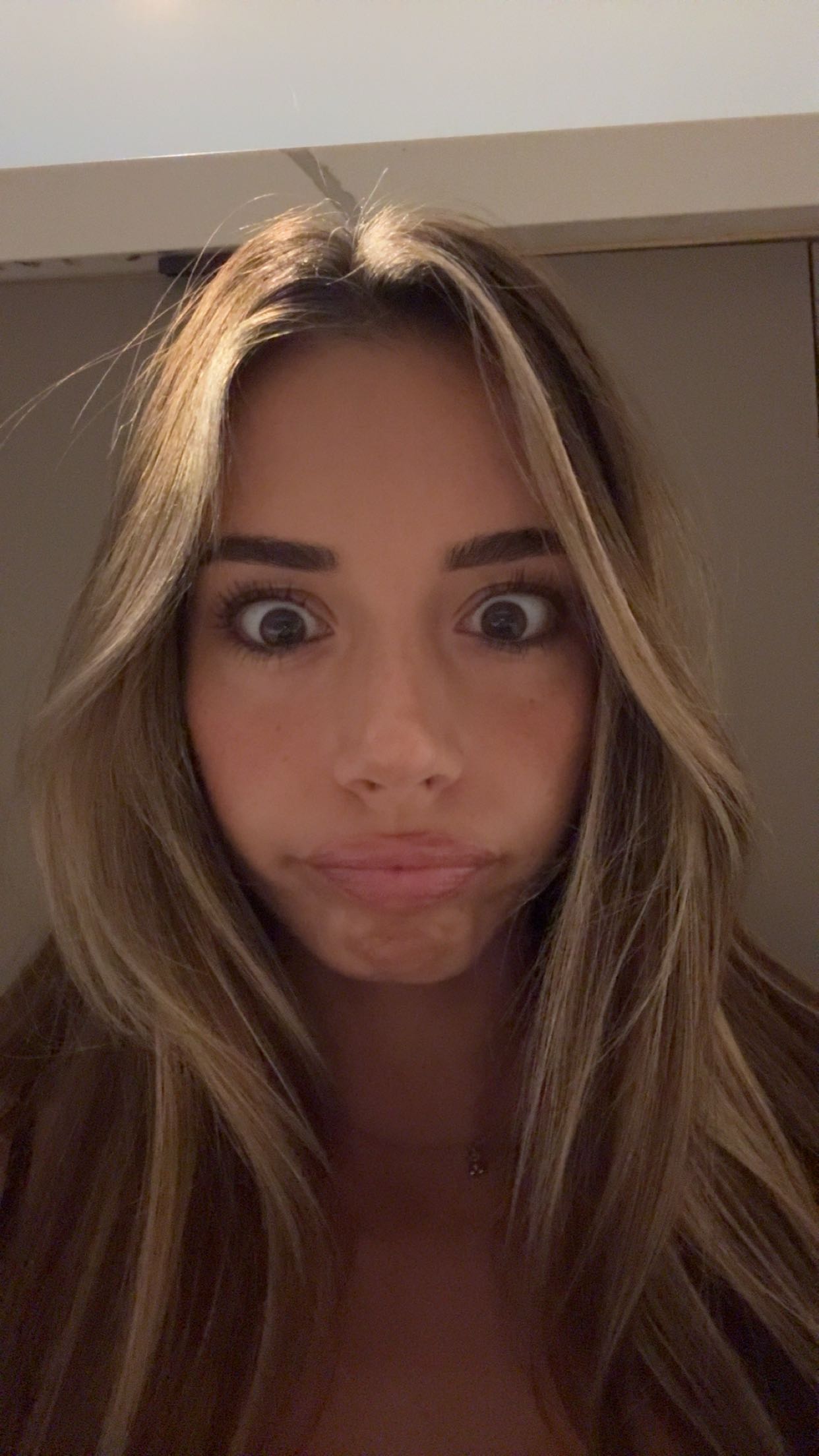 sadie.mckenna snapchat image archive image