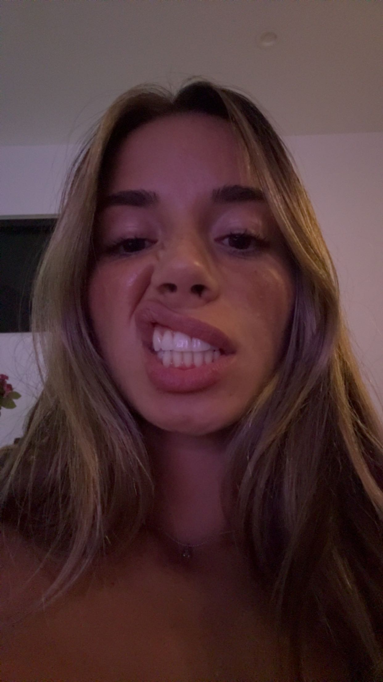 sadie.mckenna snapchat image archive image