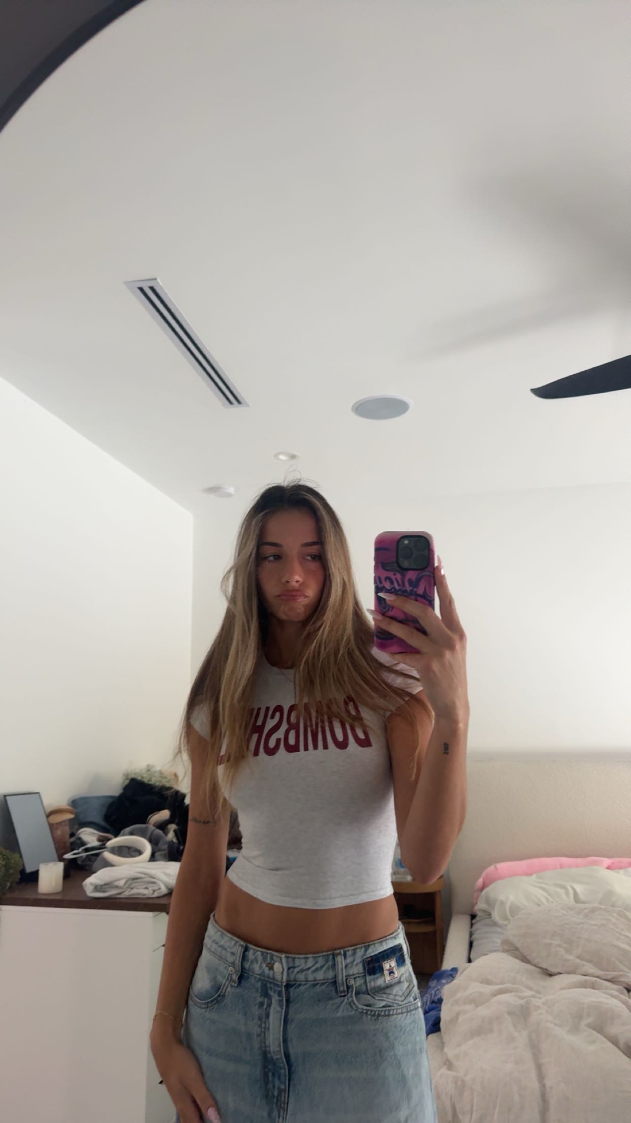 sadie.mckenna snapchat image archive image