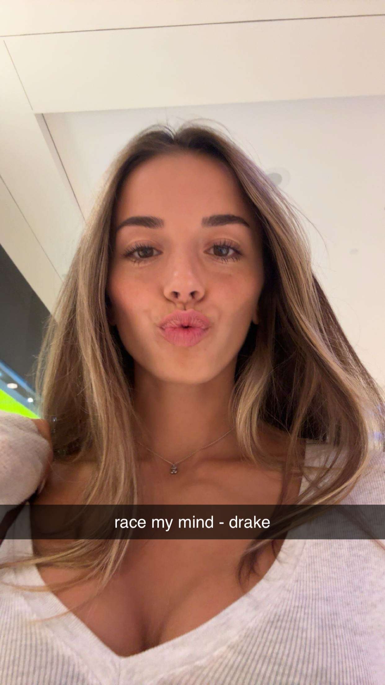 sadie.mckenna snapchat image archive image