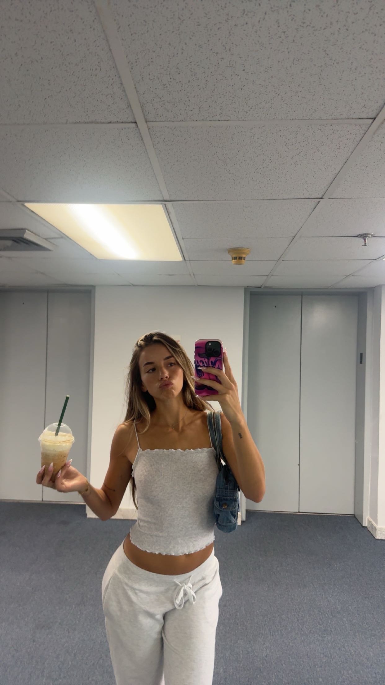 sadie.mckenna snapchat image archive image