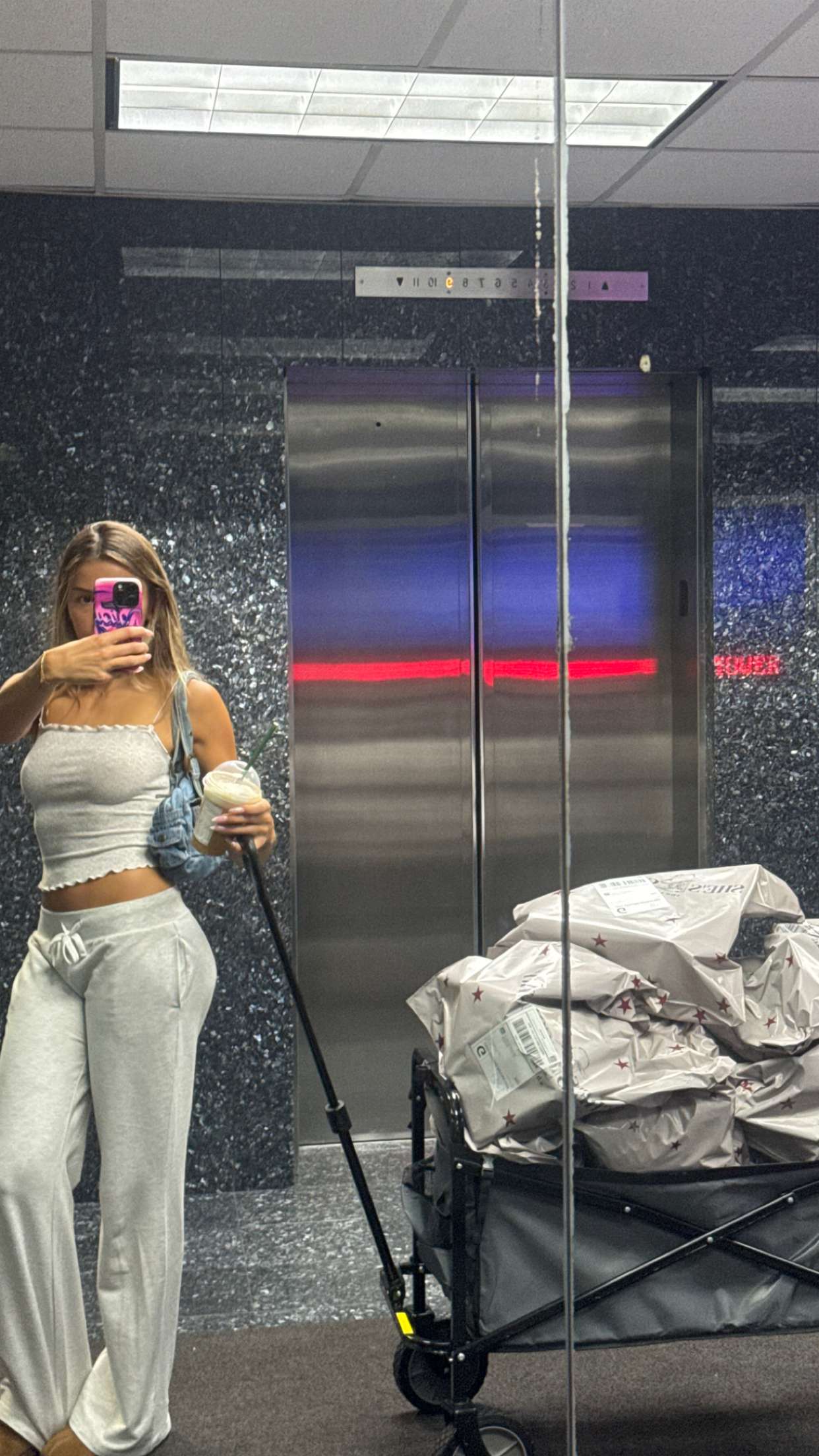 sadie.mckenna snapchat image archive image