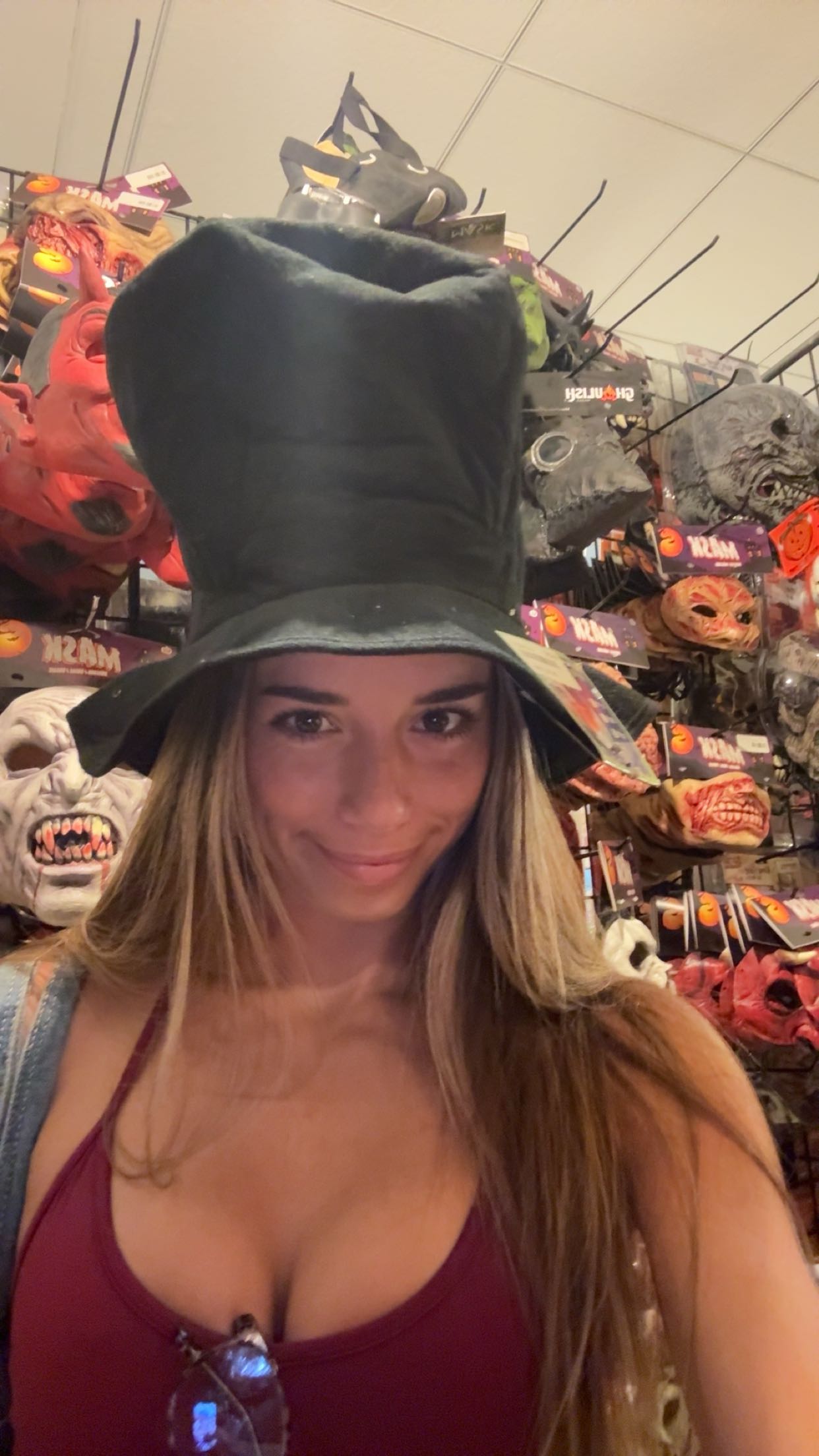 sadie.mckenna snapchat image archive image