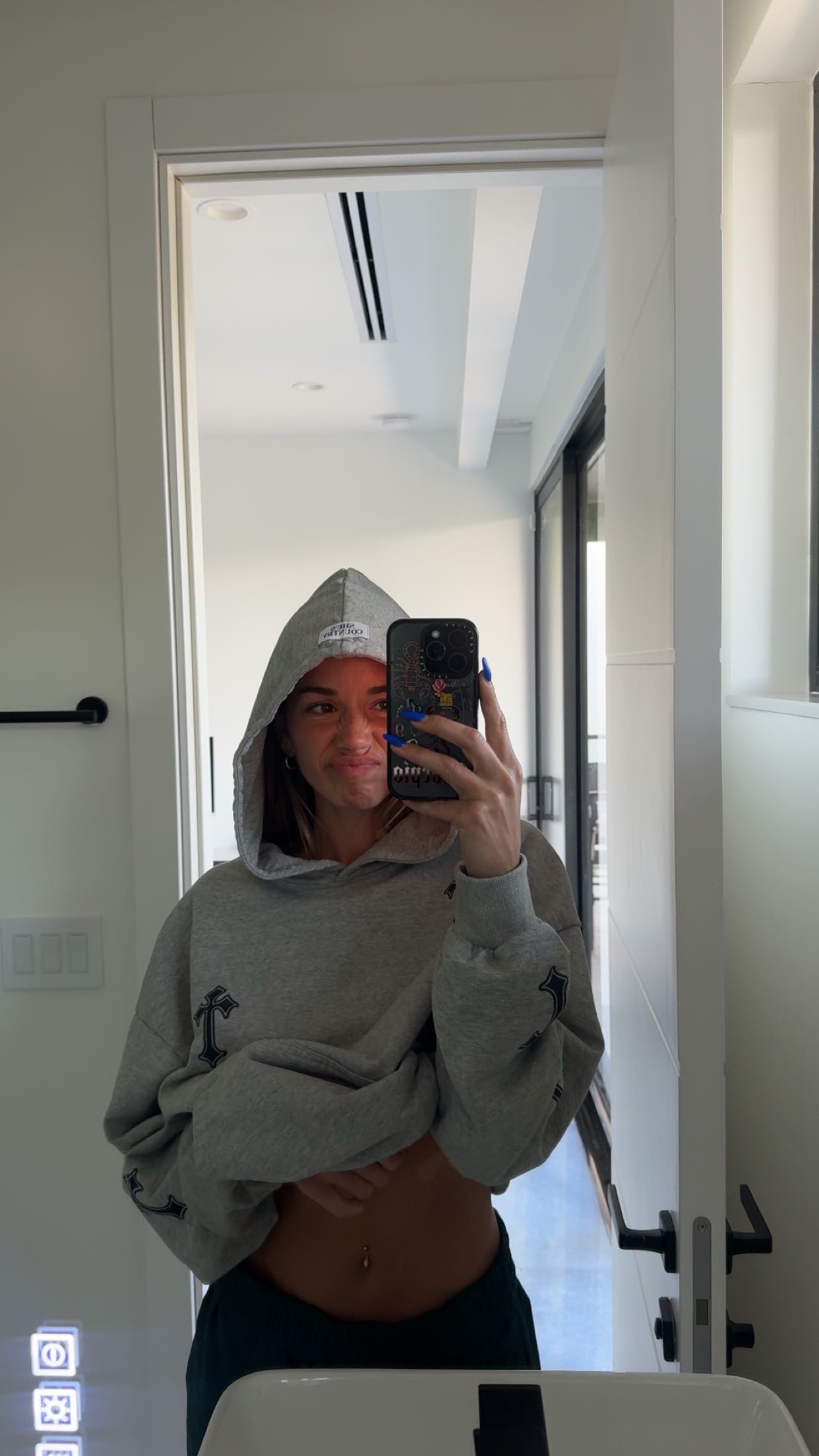 sadie.mckenna snapchat image archive image