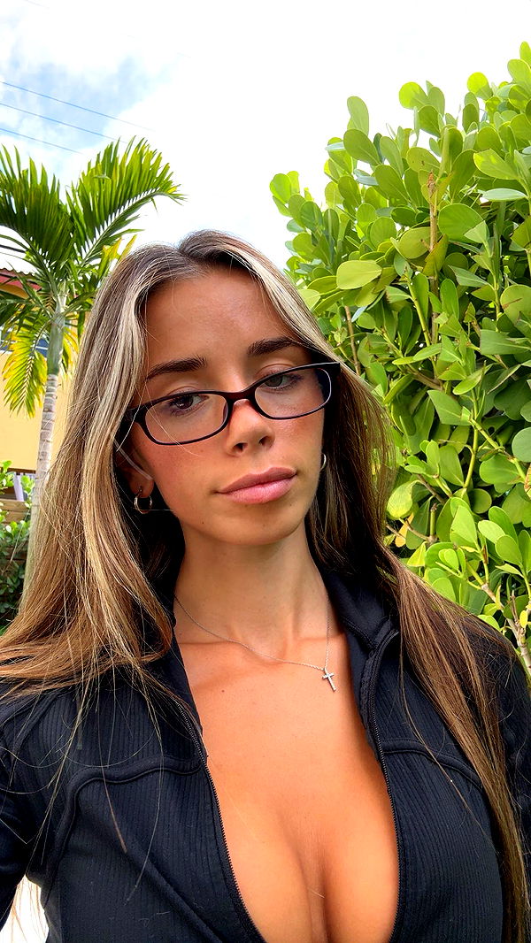 sadie.mckenna image ~ Altpins