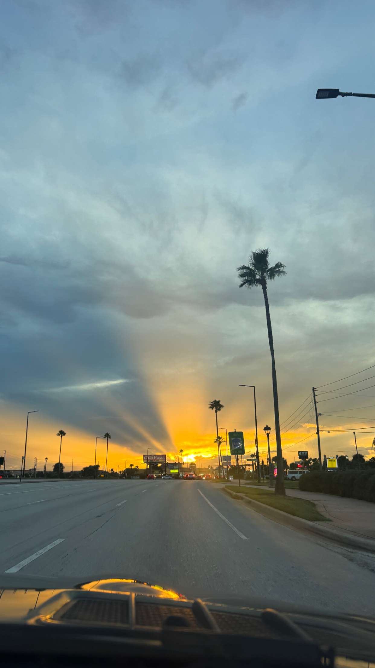 sadie.mckenna snapchat image archive image