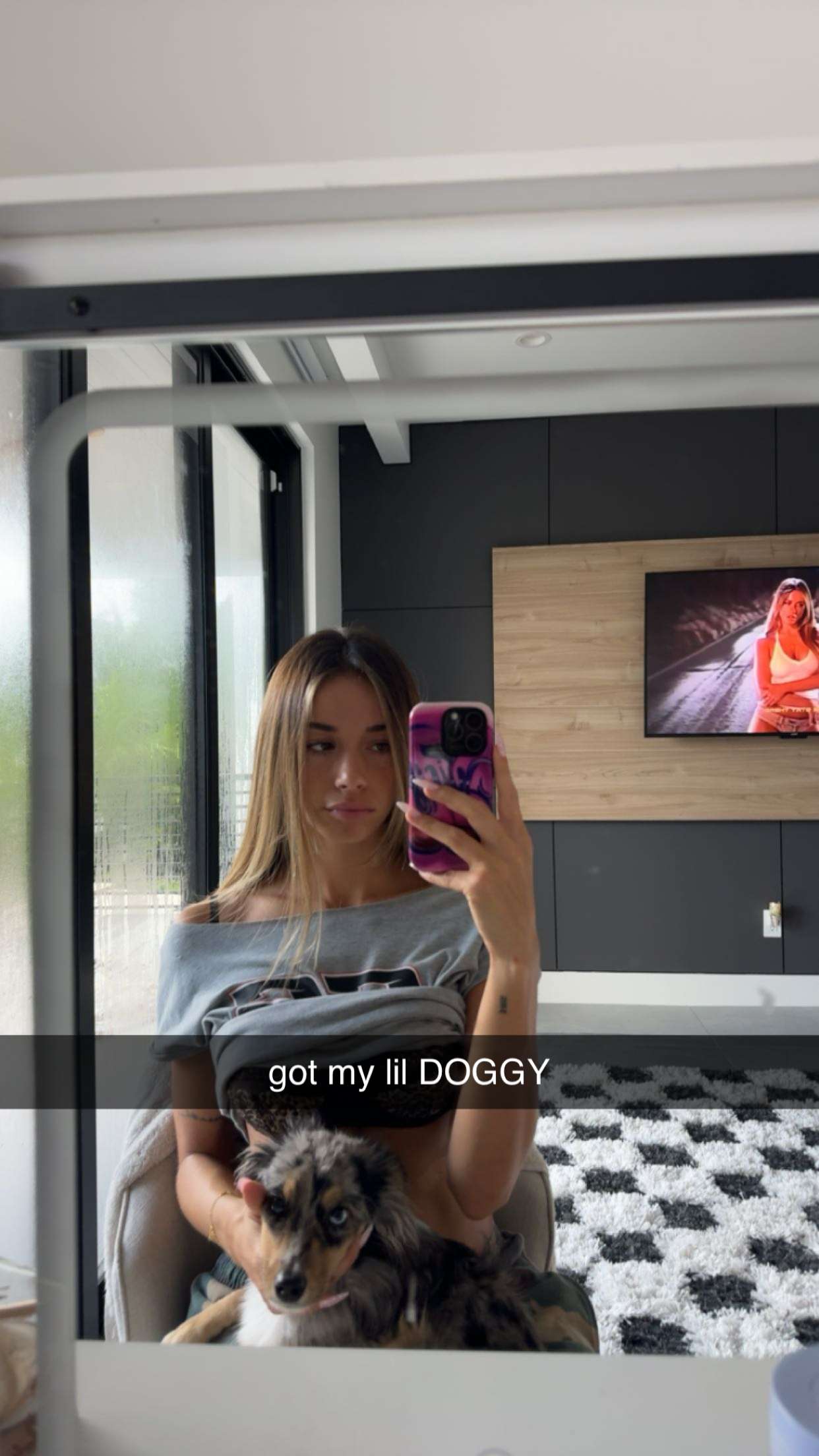 sadie.mckenna snapchat image archive image