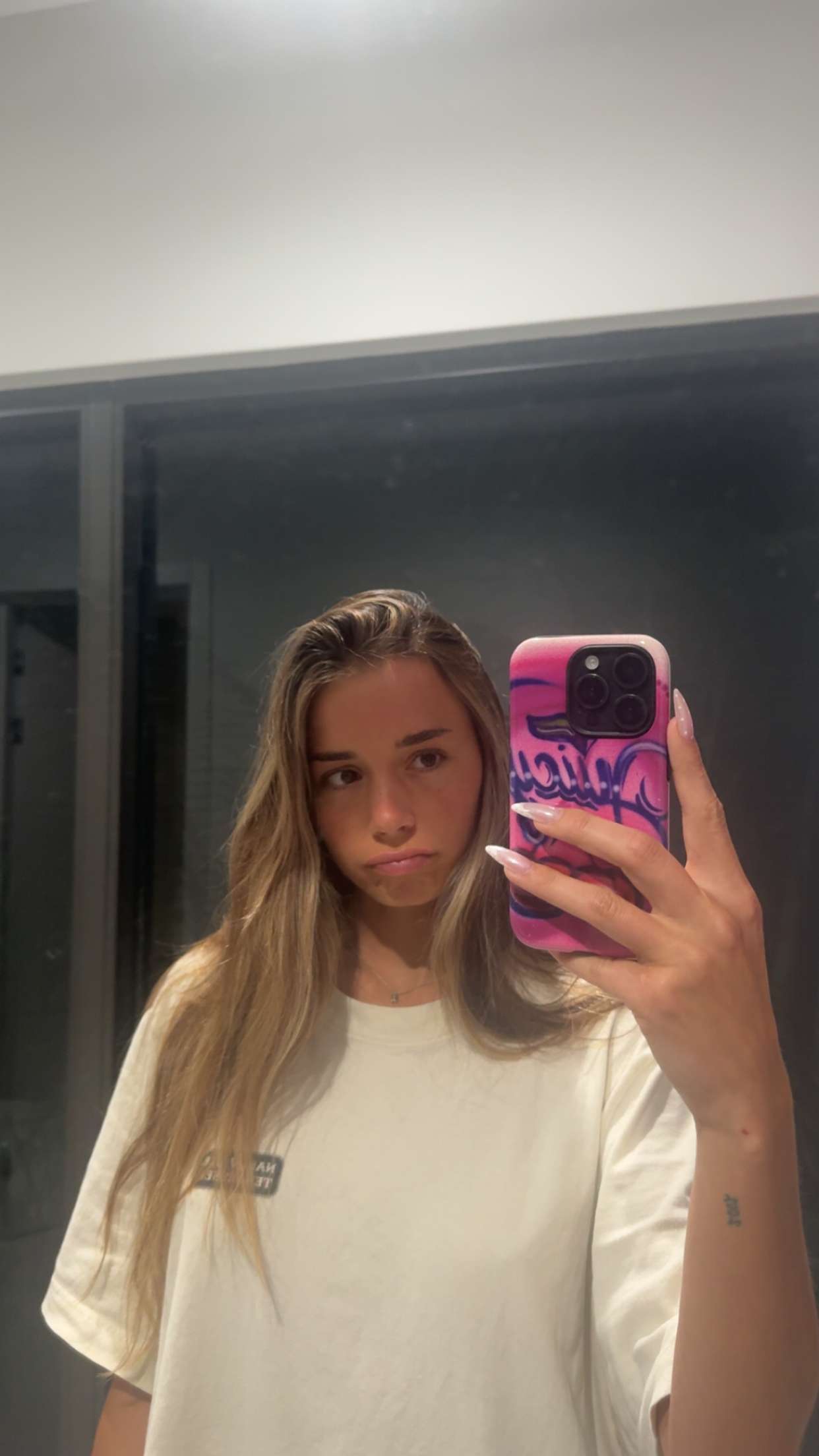 sadie.mckenna snapchat image archive image