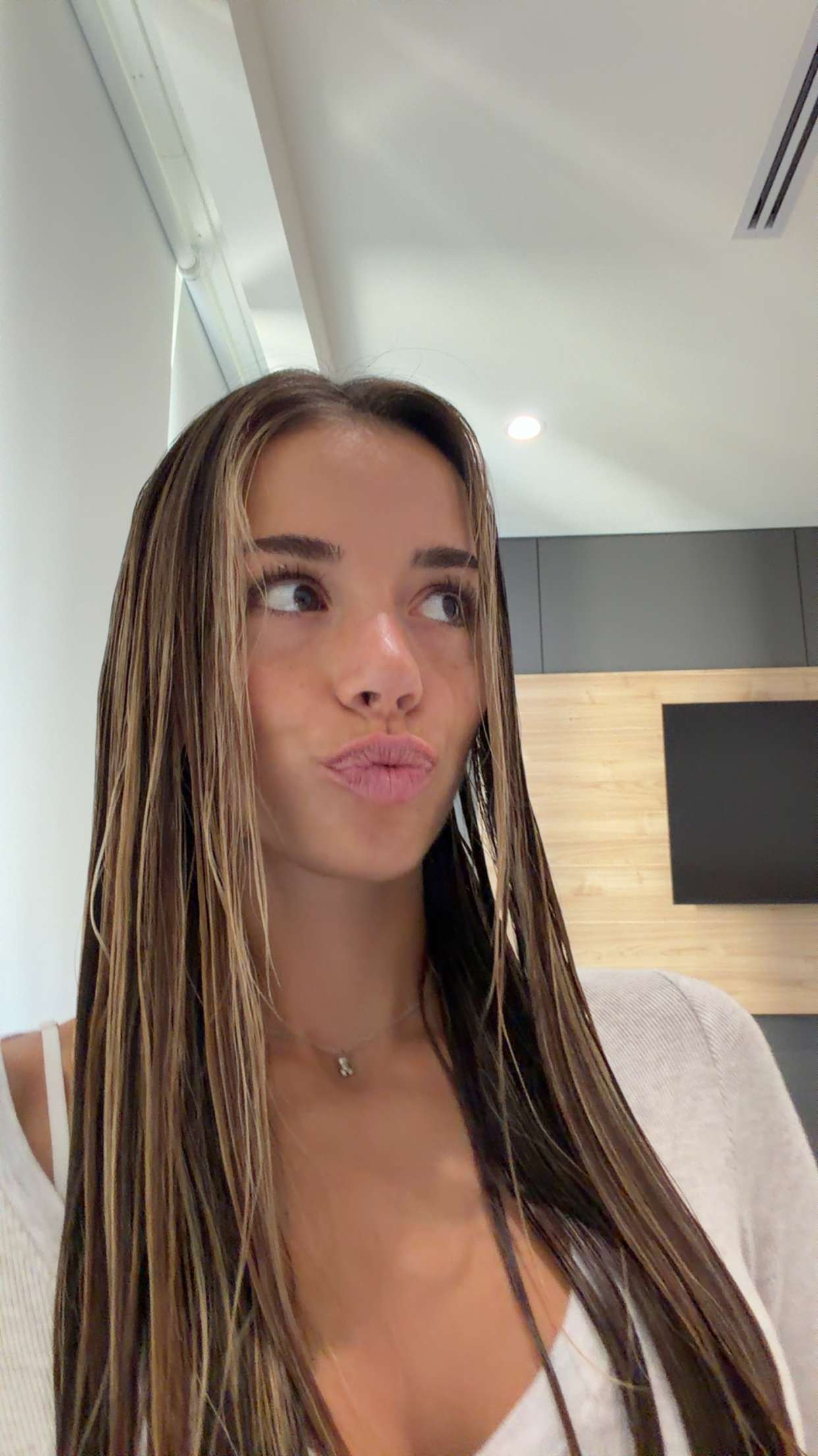 sadie.mckenna snapchat image archive image