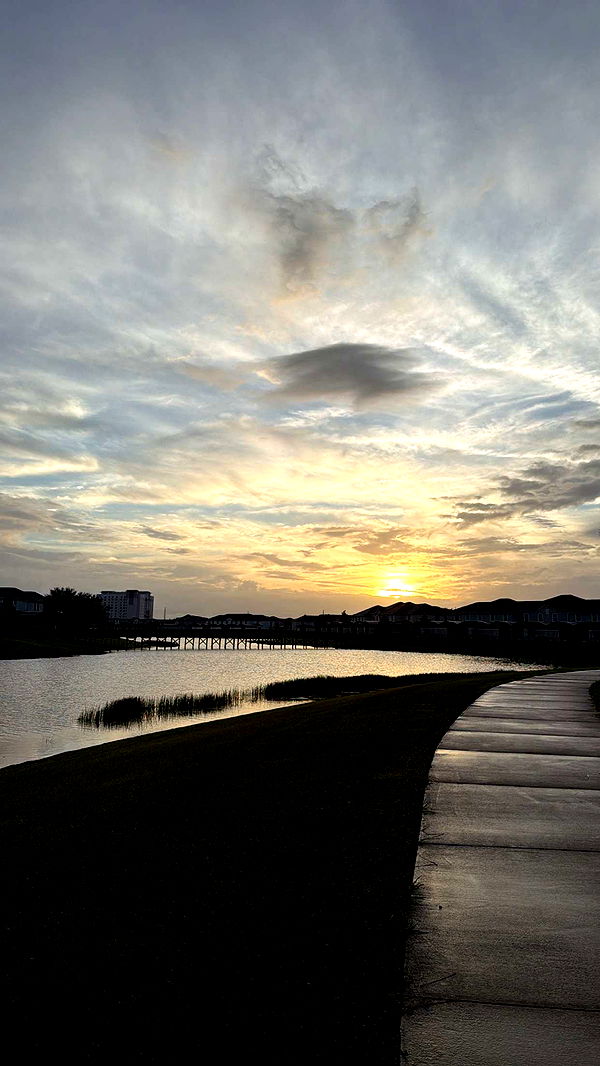 sadie.mckenna image ~ Altpins