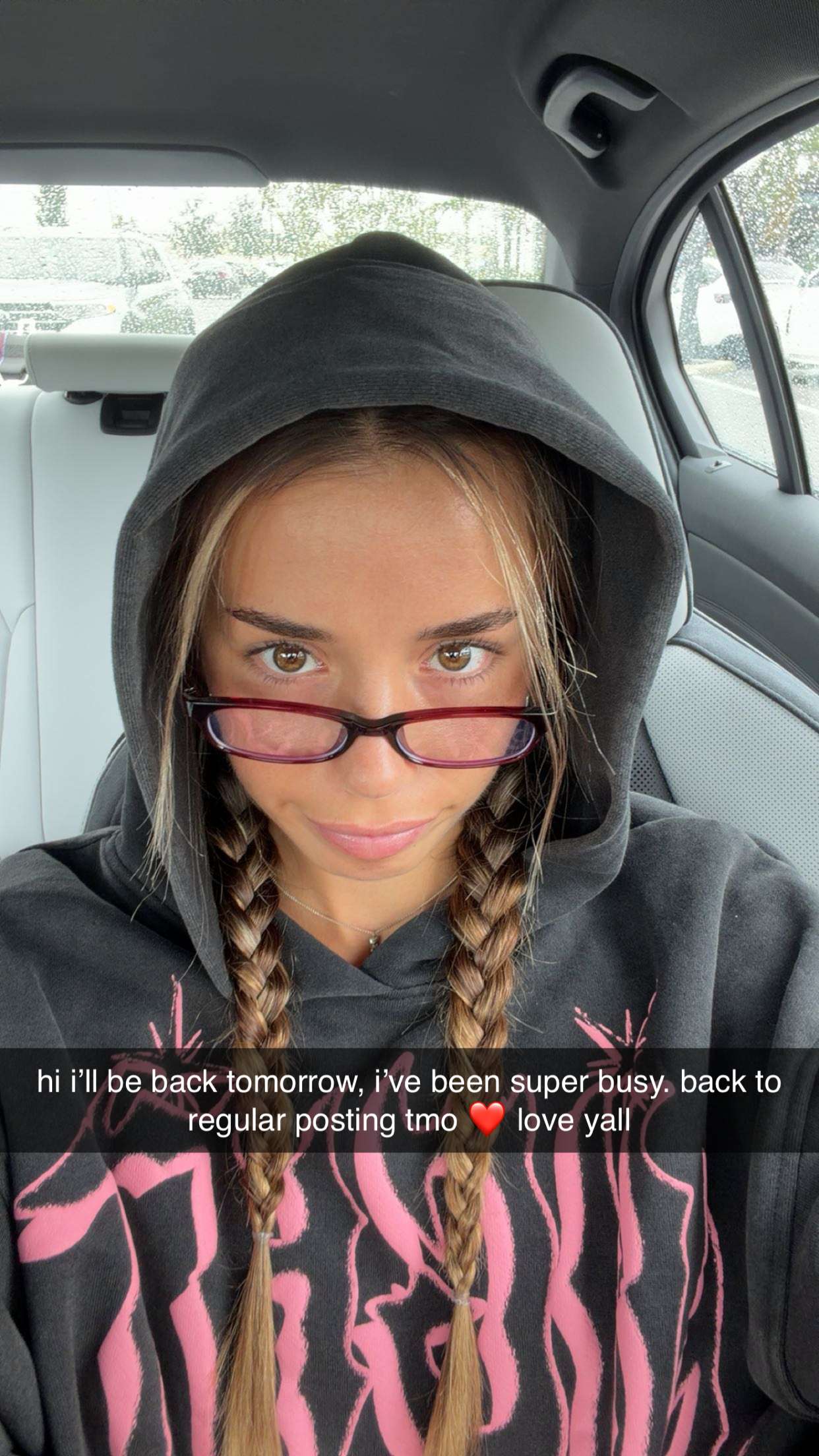 sadie.mckenna snapchat image archive image