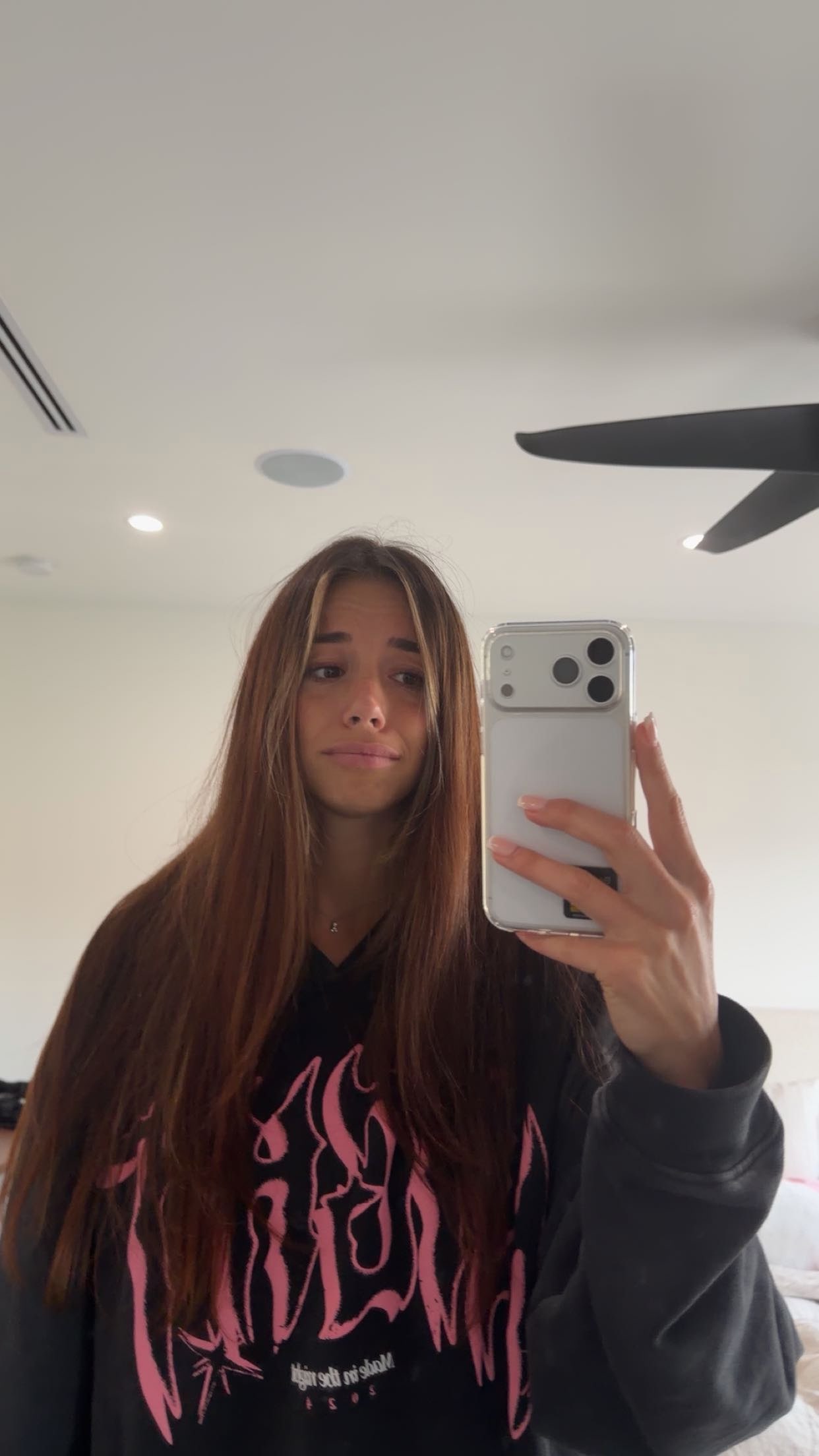 sadie.mckenna snapchat image archive image